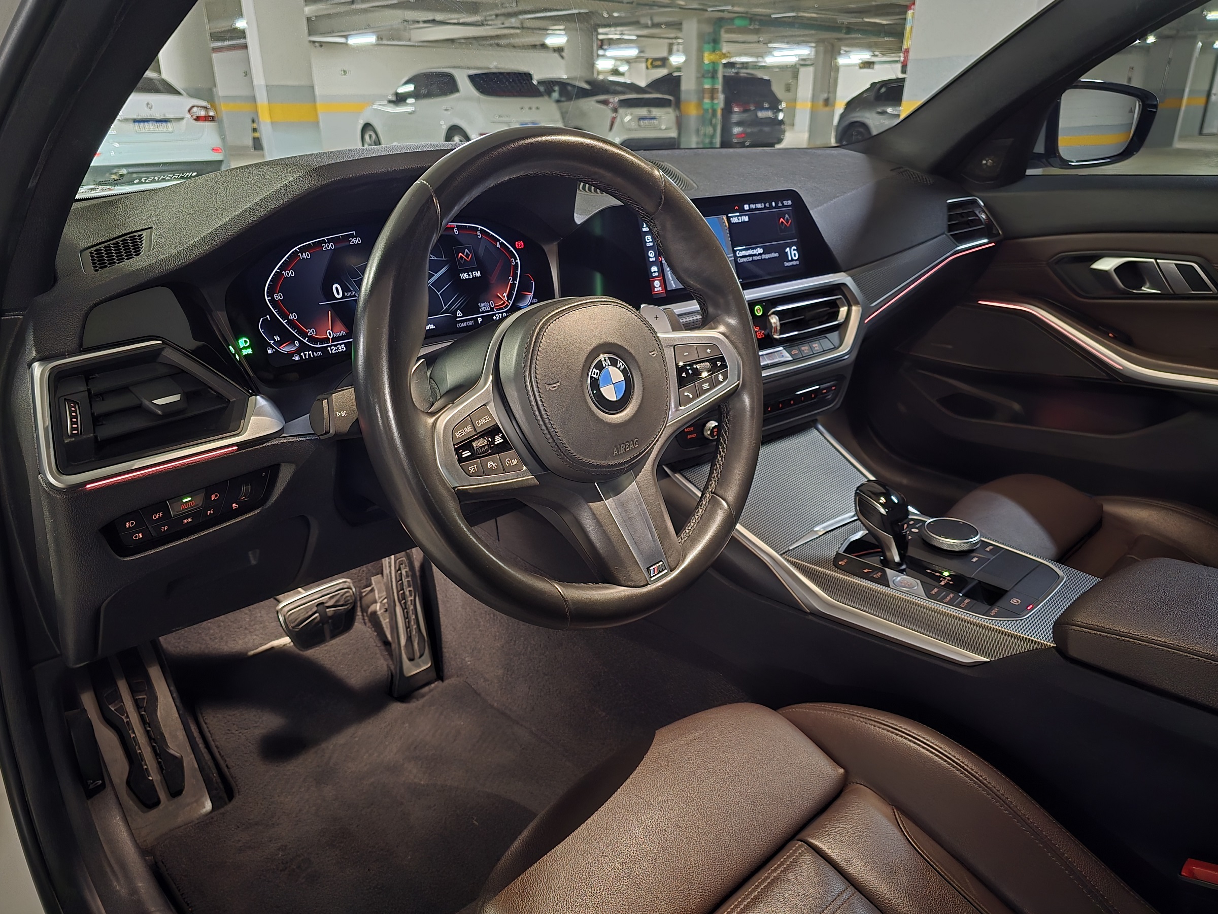 BMW 320I 2.0 16V TURBO GASOLINA M SPORT AUTOMÁTICO