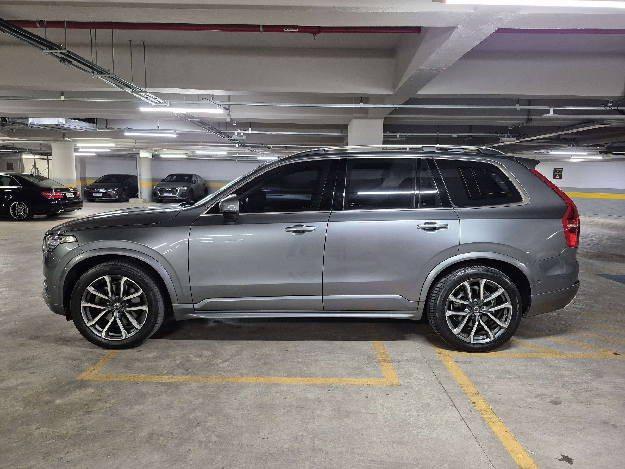 VOLVO XC90 2.0 T6 GASOLINA MOMENTUM AWD GEARTRONIC