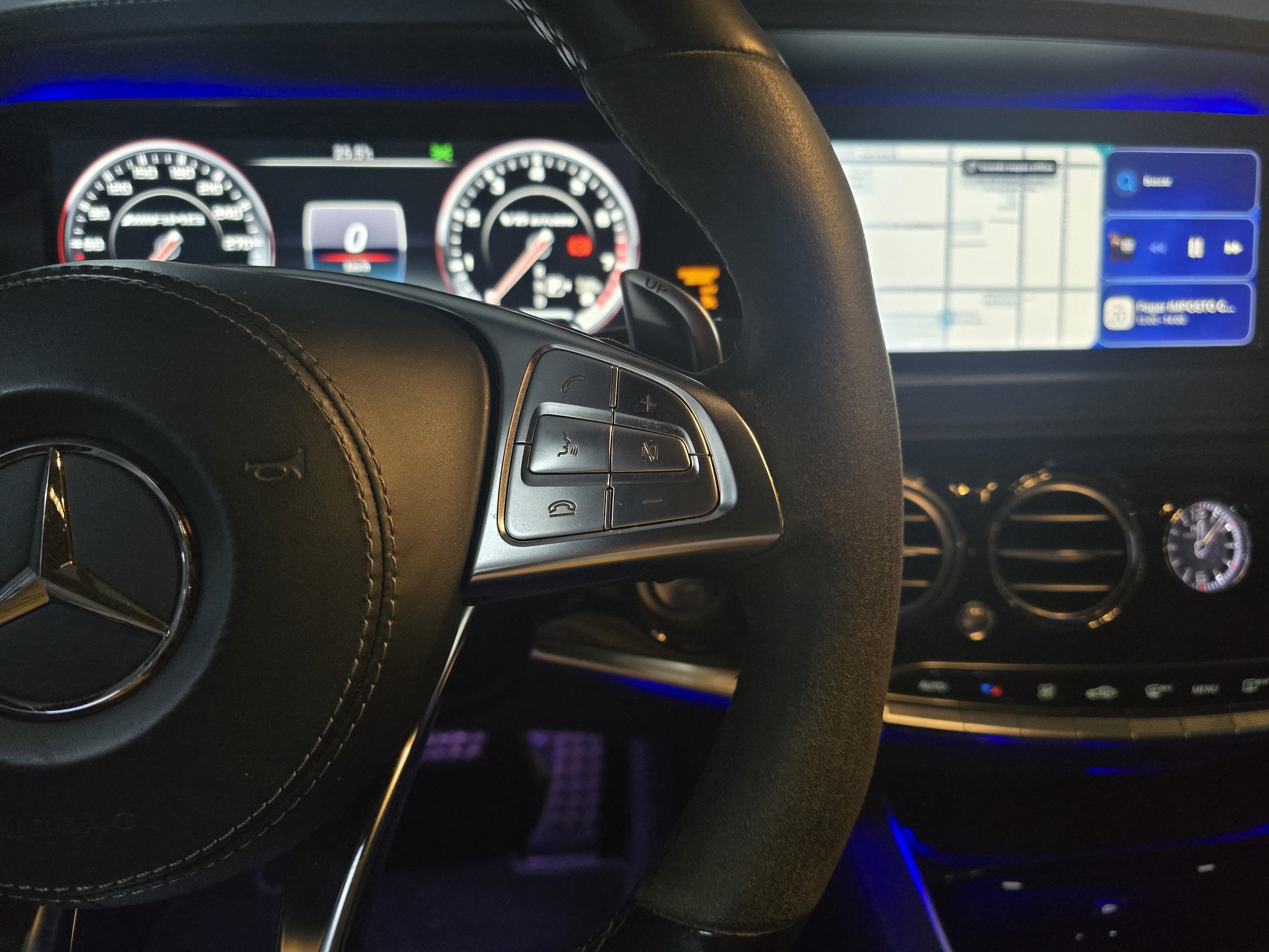 MERCEDES-BENZ S63 5.5 L V8 BI-TURBO GASOLINA 4P AUTOMÁTICO