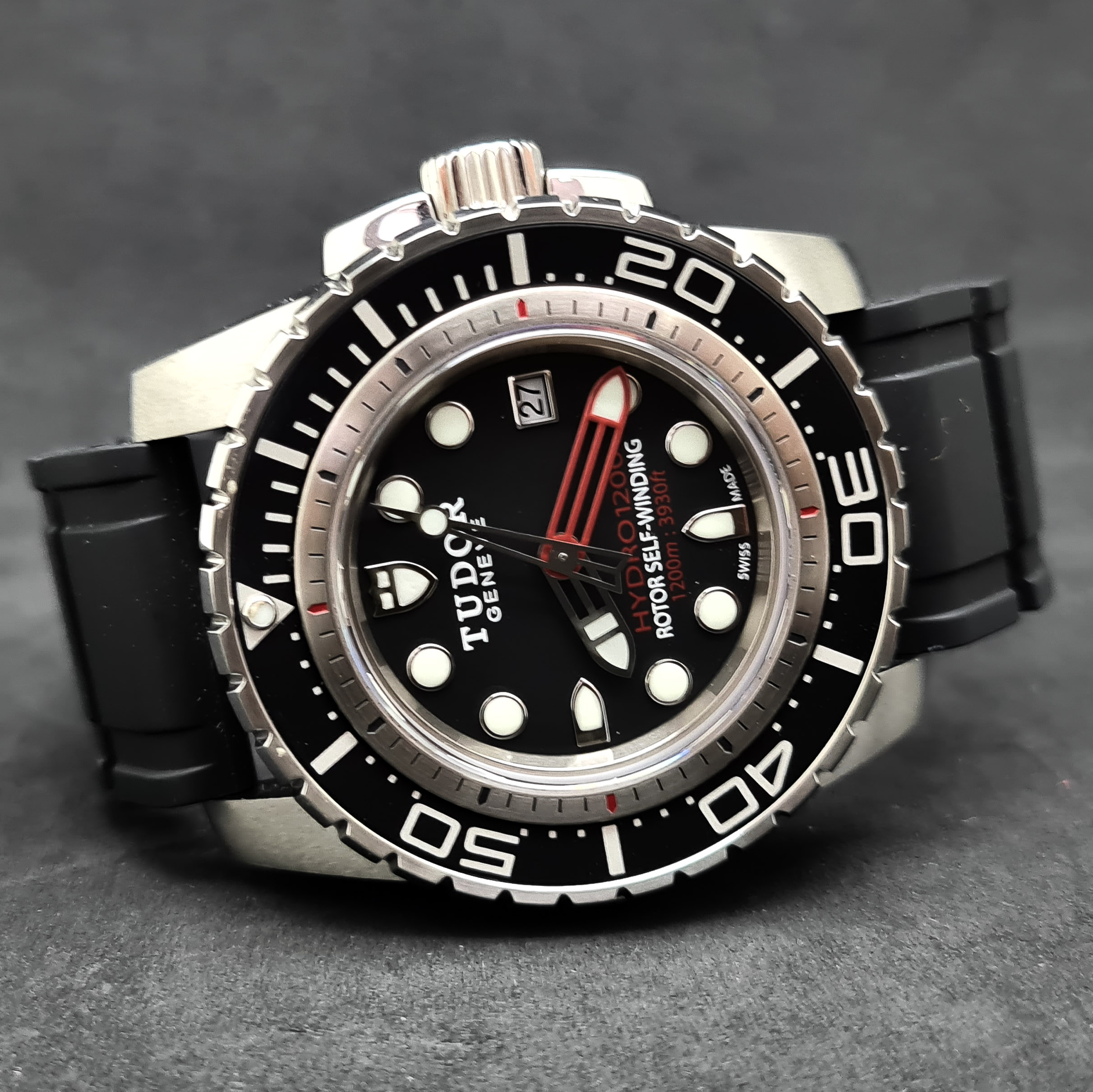 TUDOR HYDRONAUT 1200