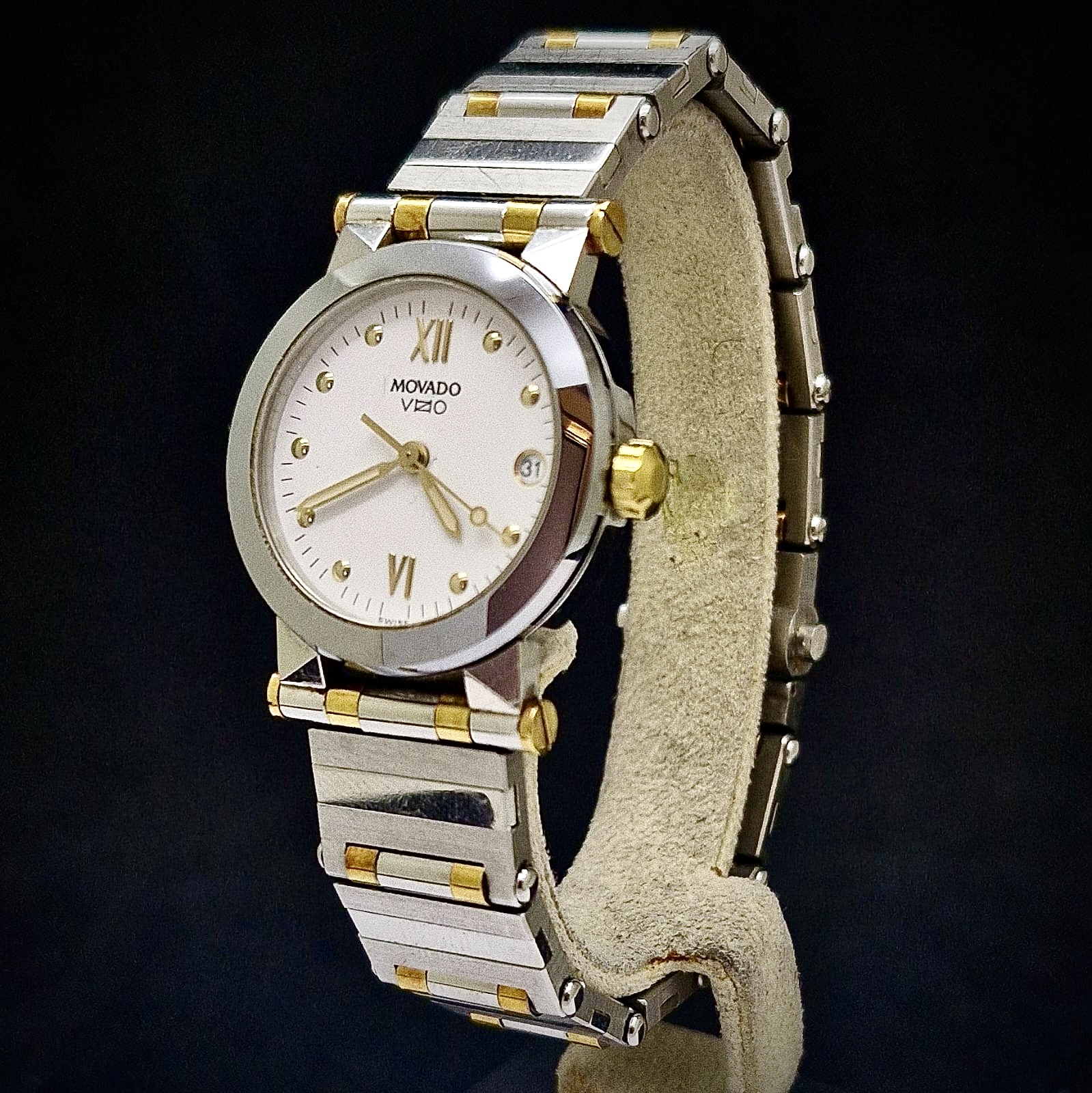 MOVADO VIZIO