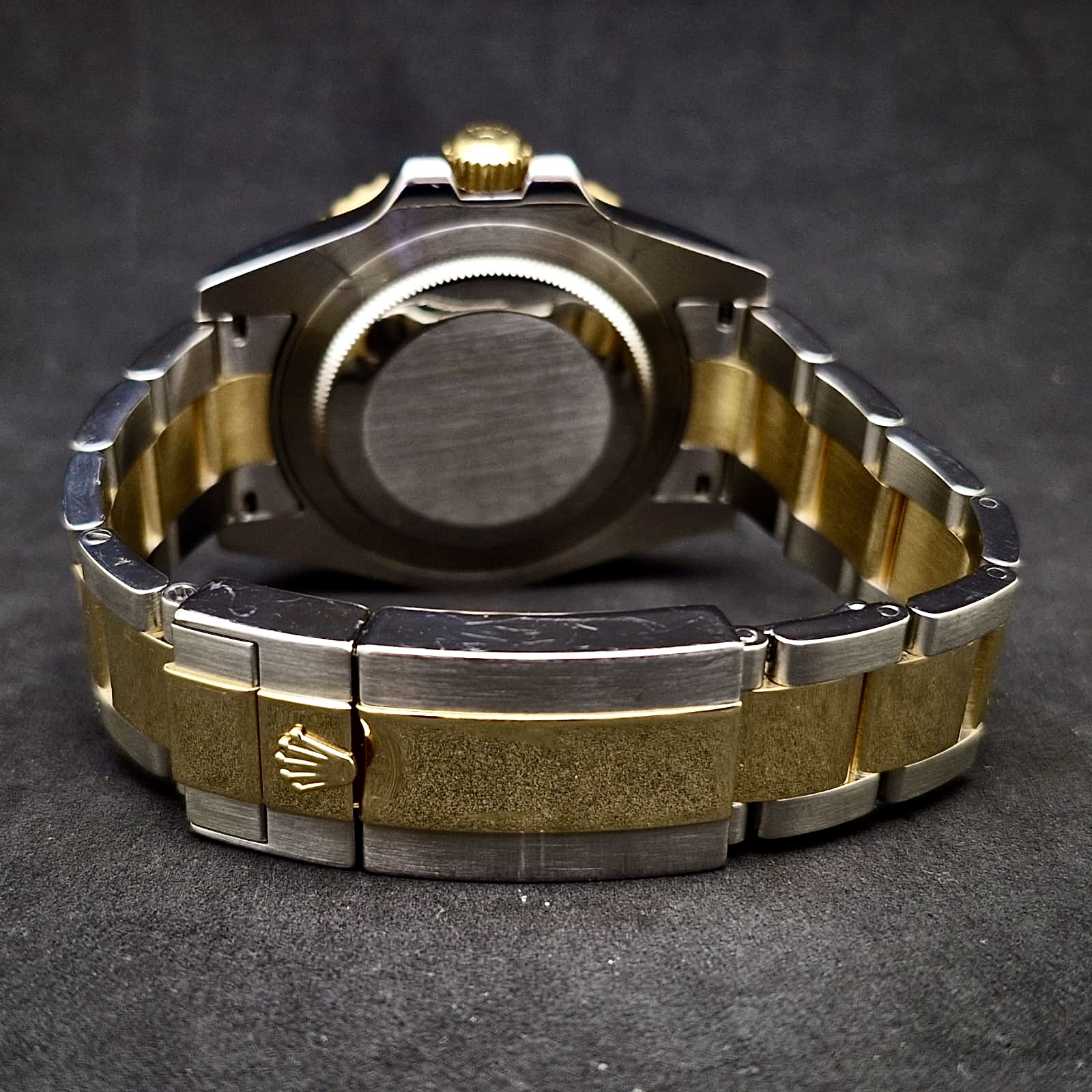 ROLEX GMT MASTER II - GOLD & STEEL