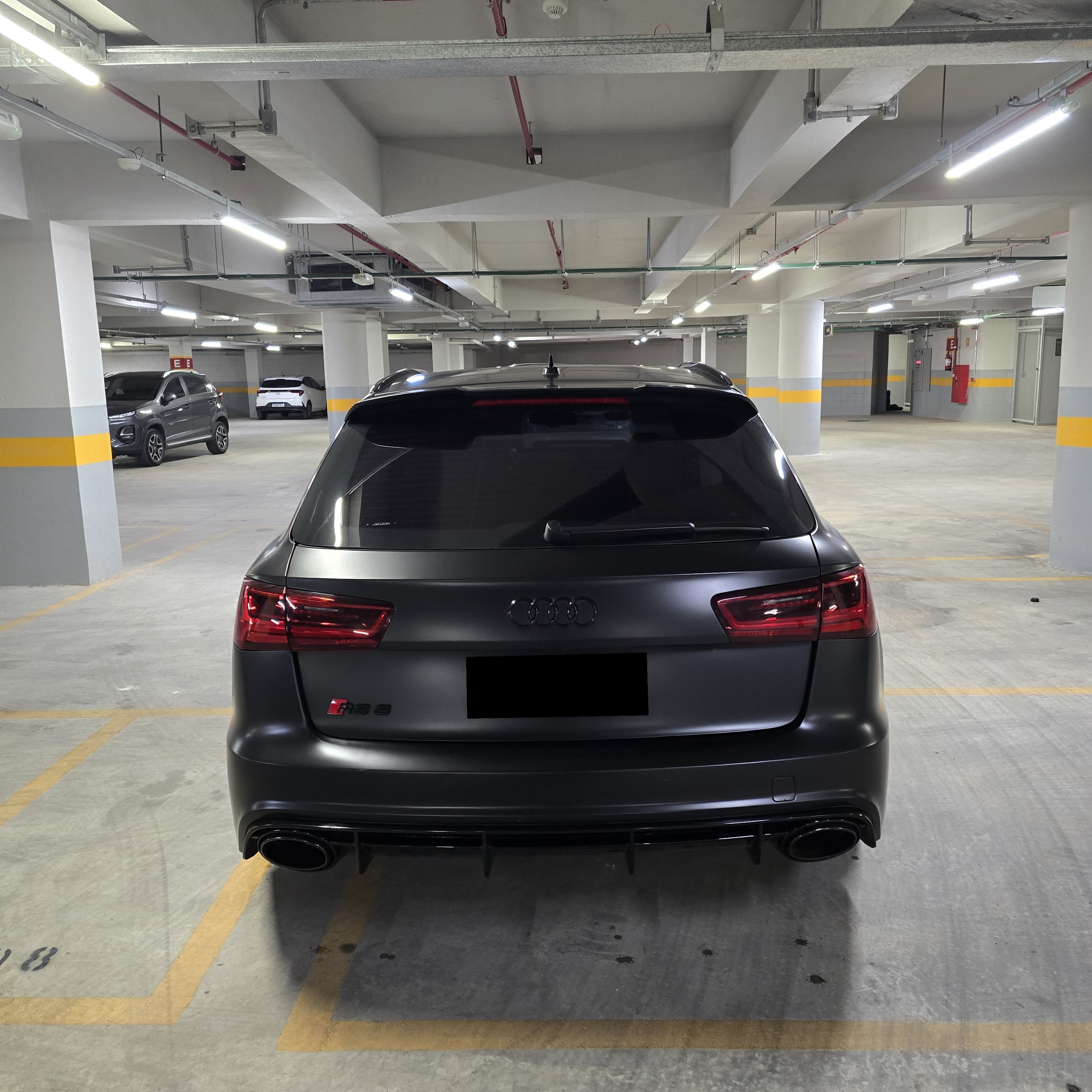 AUDI RS6 4.0 AVANT V8 32V BI-TURBO GASOLINA 4P TIPTRONIC
