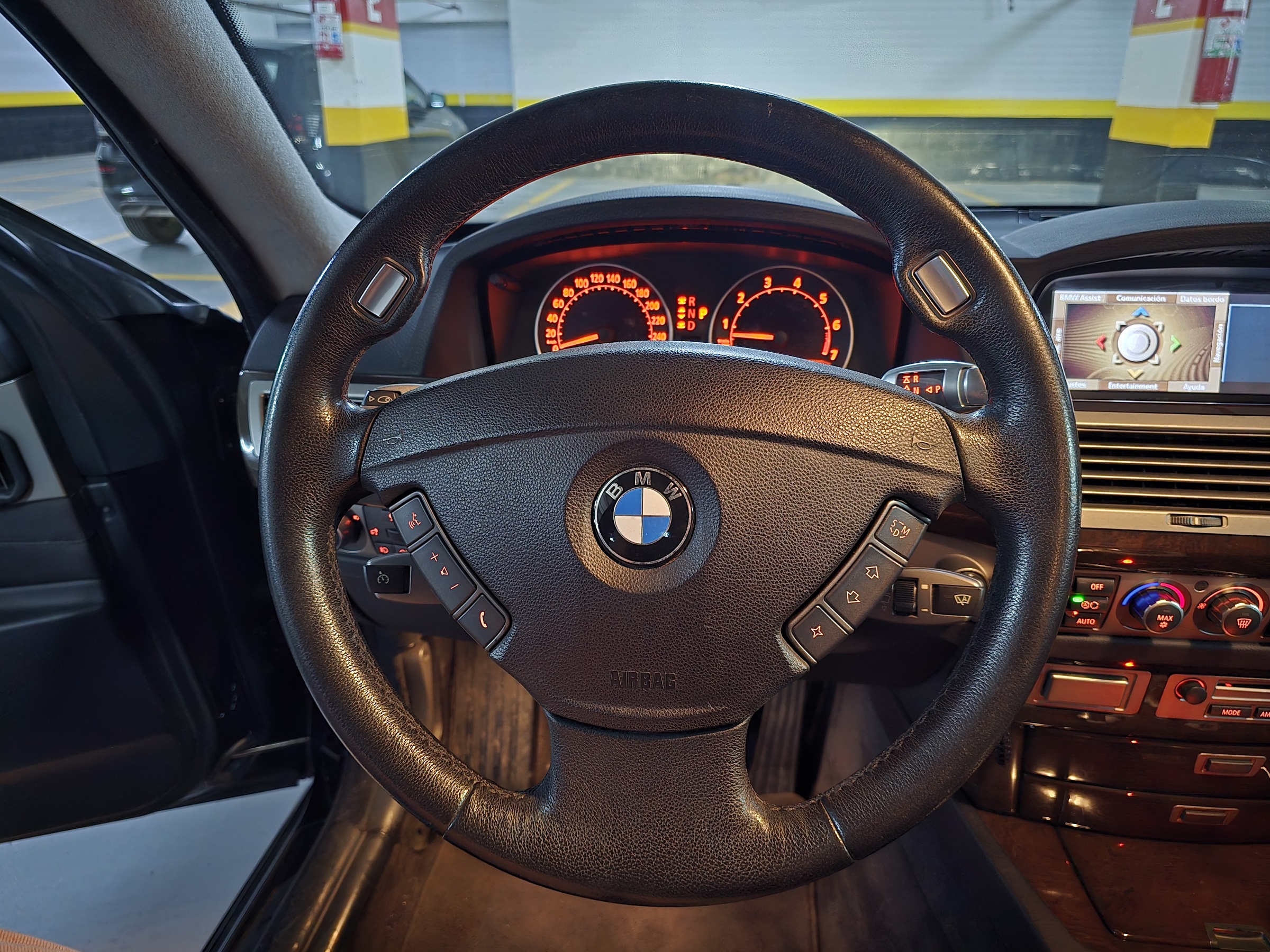 BMW 750I 4.8 SEDAN V8 32V GASOLINA 4P AUTOMÁTICO