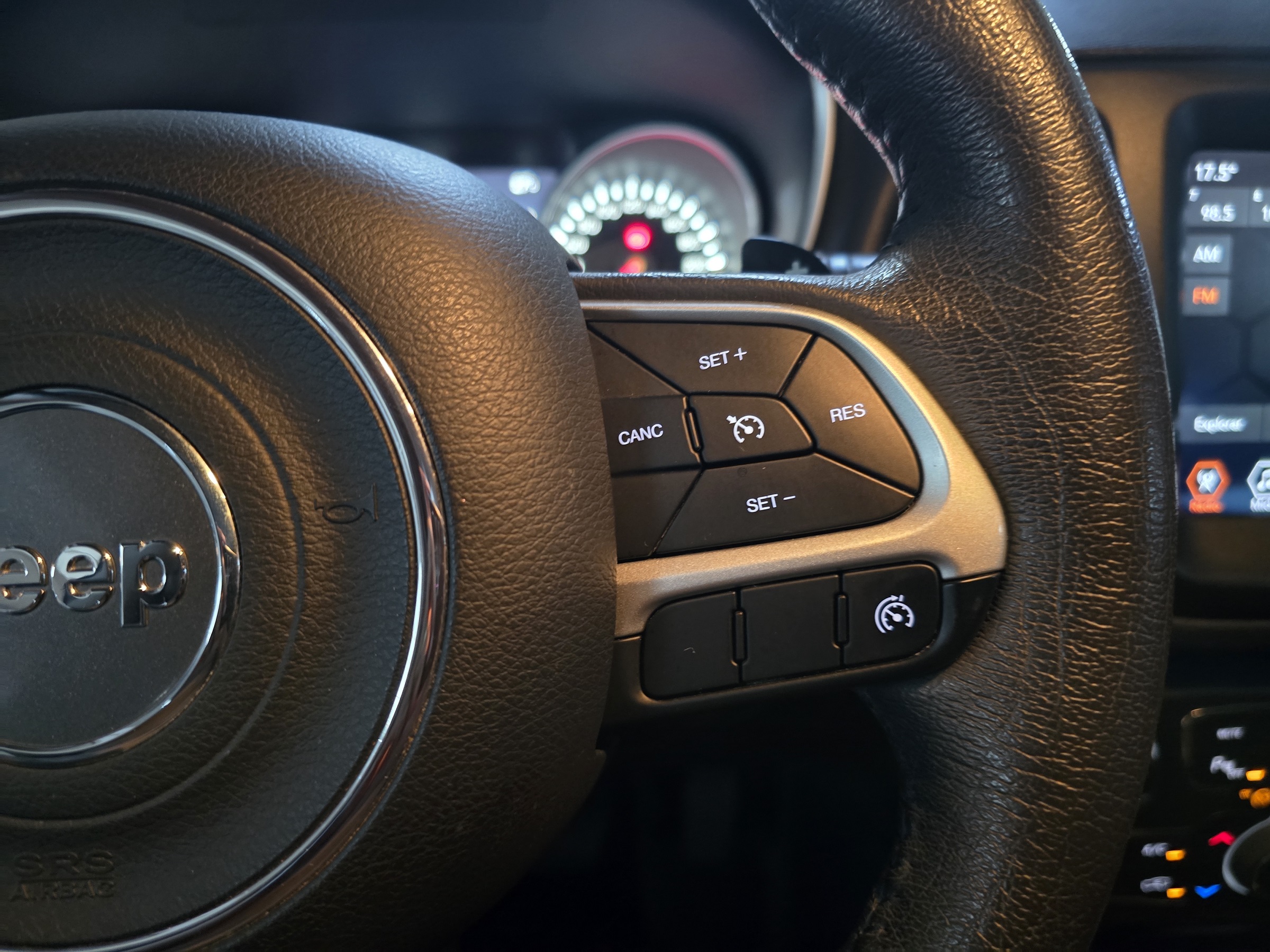 JEEP COMPASS 2.0 16V FLEX LONGITUDE AUTOMÁTICO