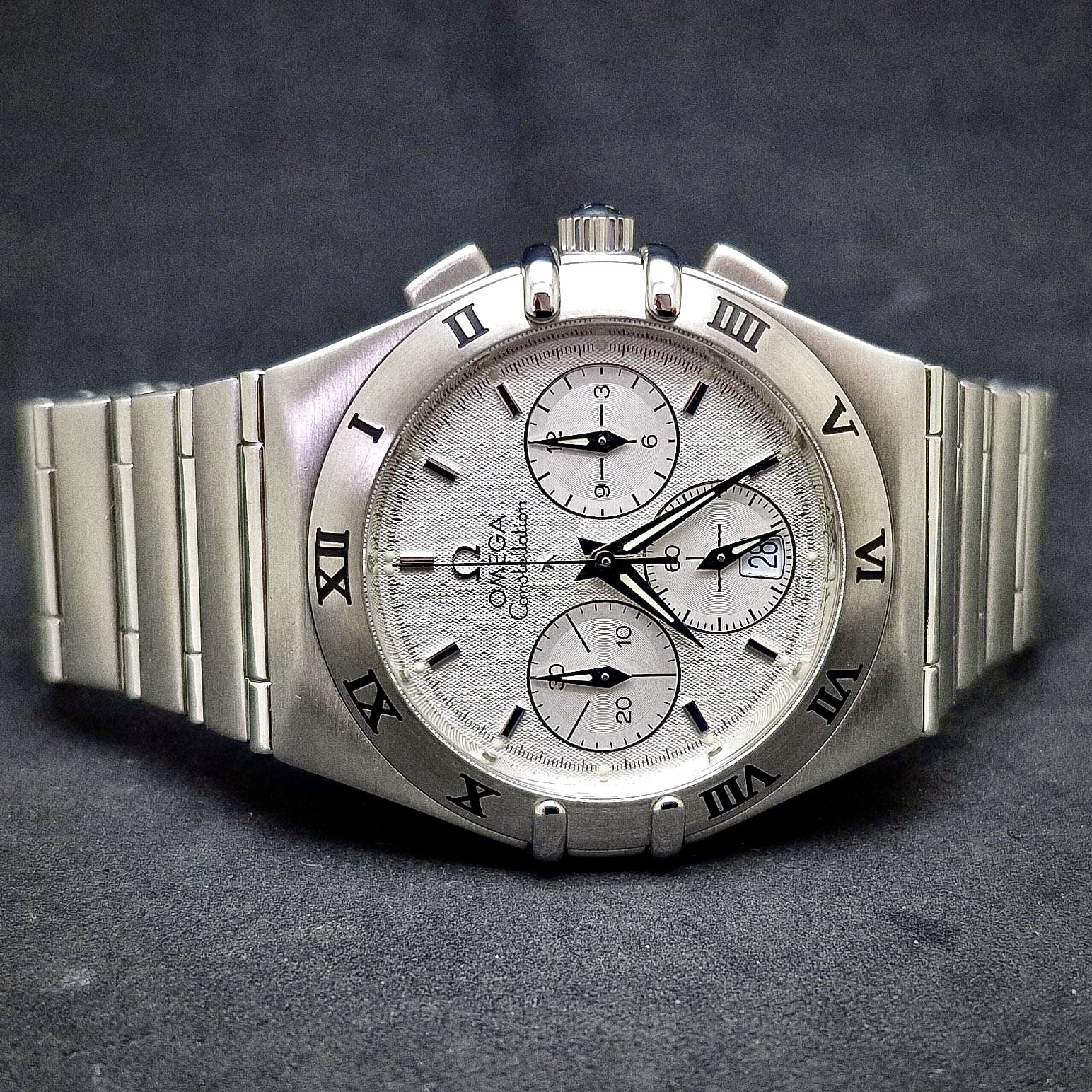 OMEGA CONSTELLATION DOUBLE EAGLE CHRONOGRAPH