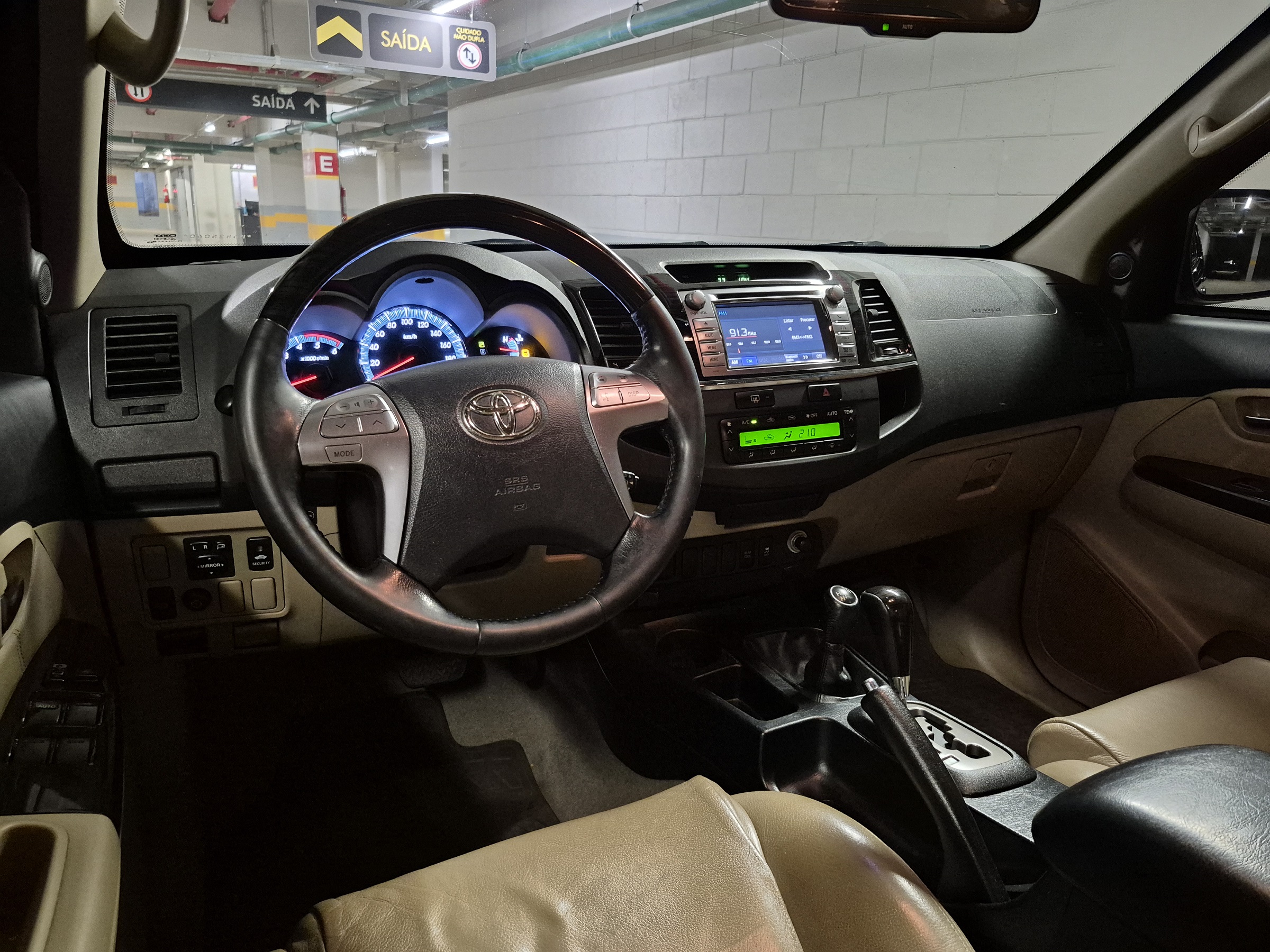 TOYOTA HILUX SW4 3.0 SRV 4X4 16V TURBO INTERCOOLER DIESEL 4P AUTOMÁTICO