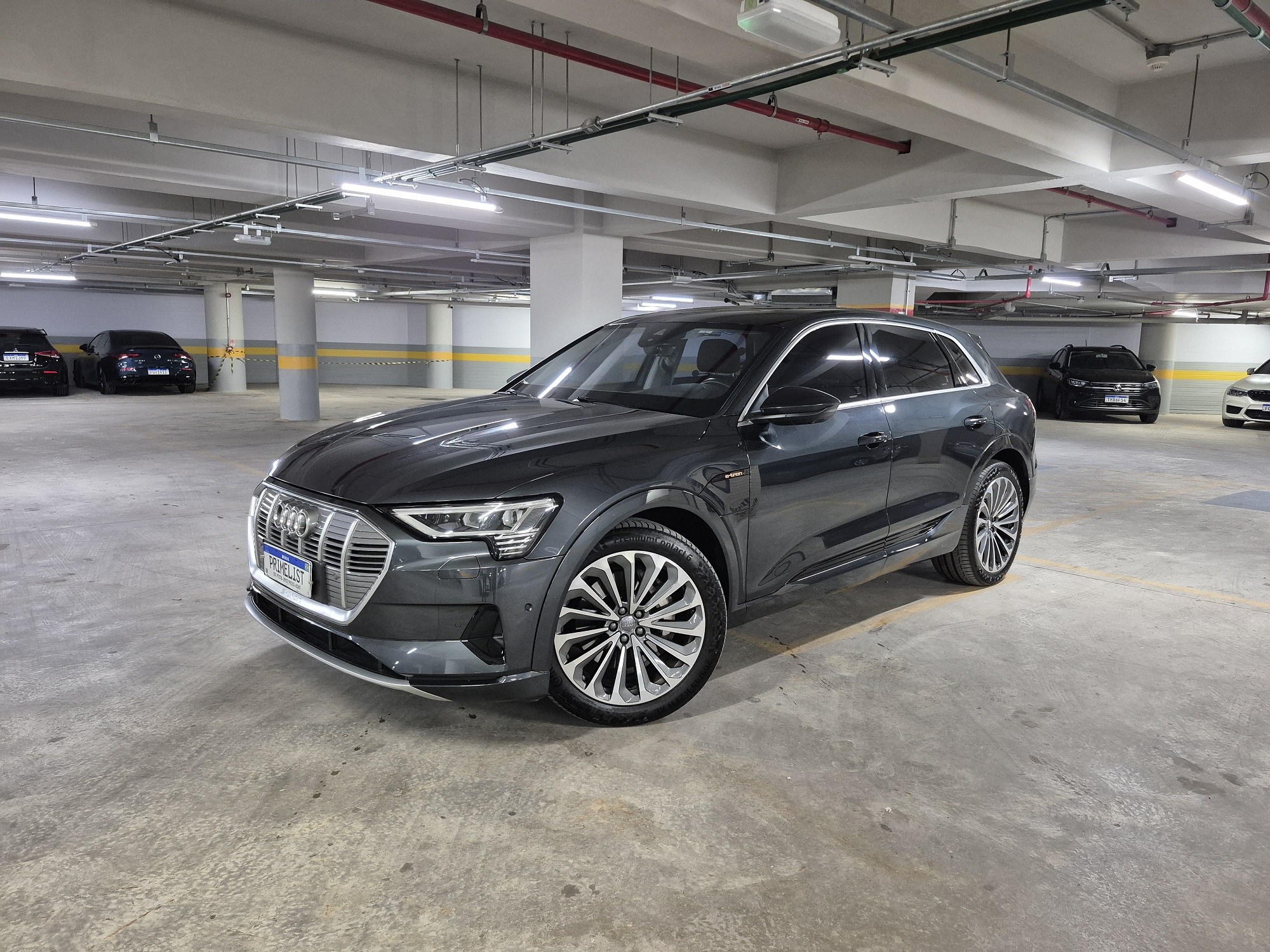 AUDI E-TRON ELÉTRICO PERFORMANCE QUATTRO