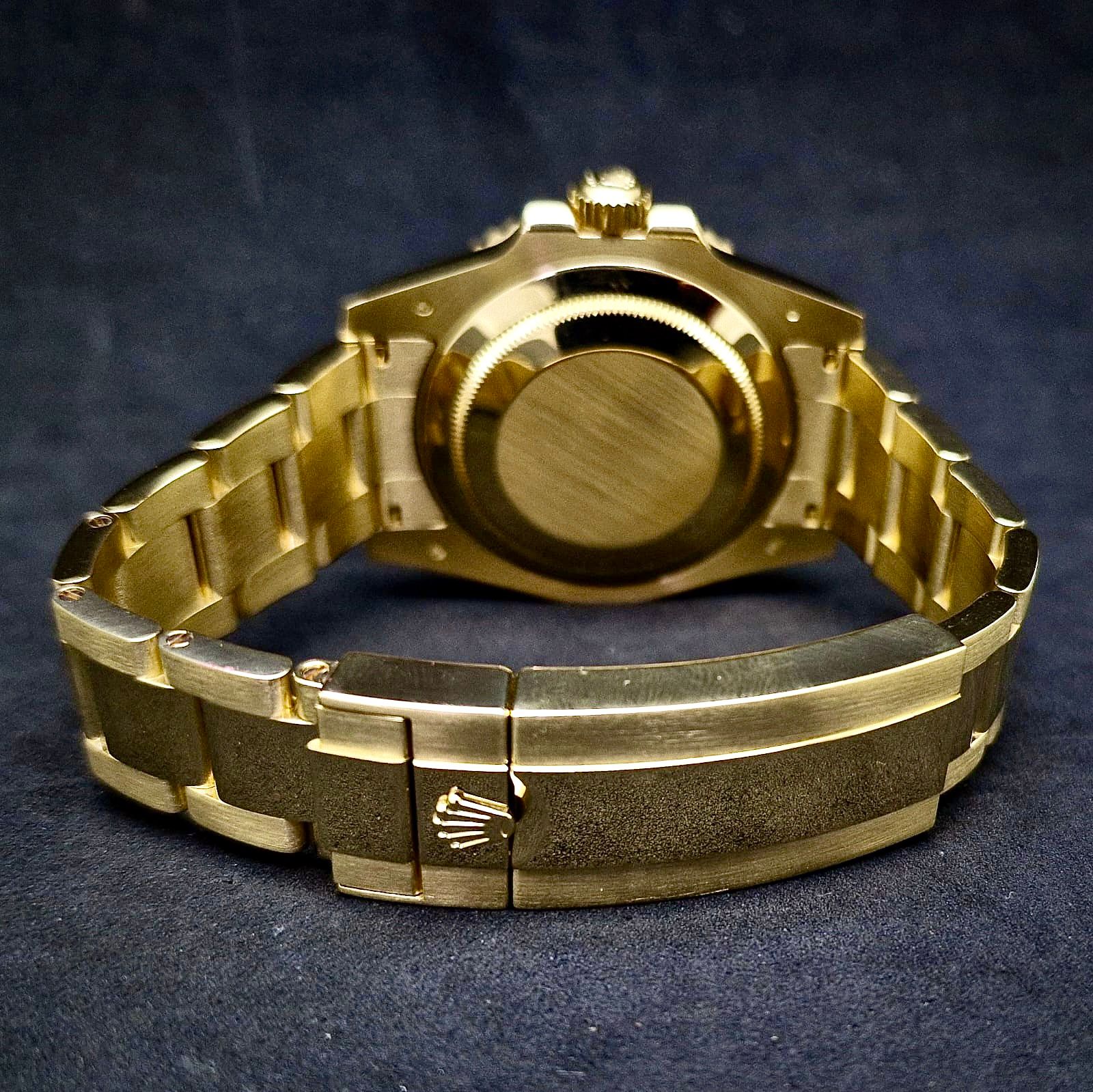 ROLEX SUBMARINER DATE YELLOW GOLD
