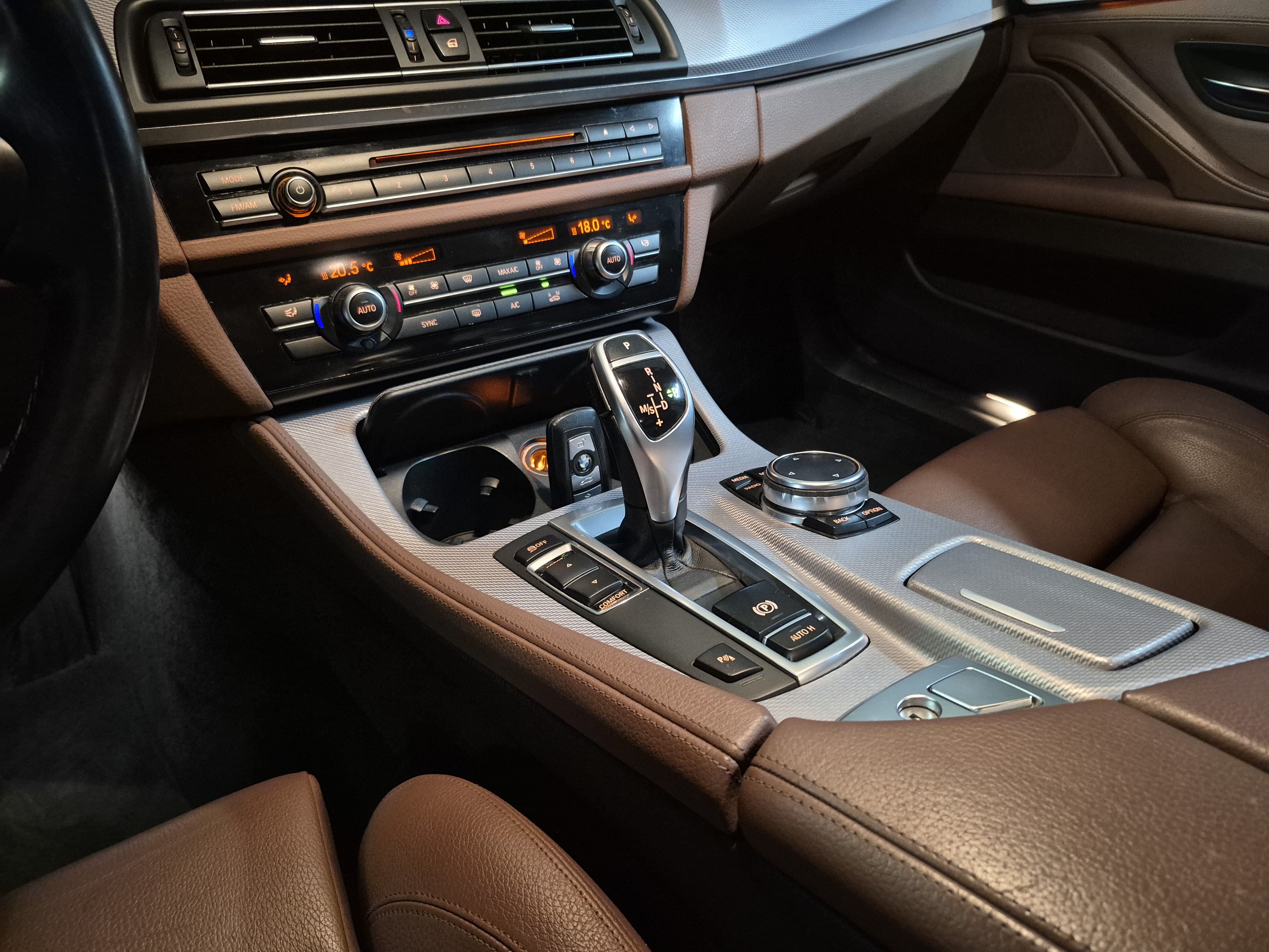 BMW 528I 2.0 M SPORT 16V GASOLINA 4P AUTOMÁTICO