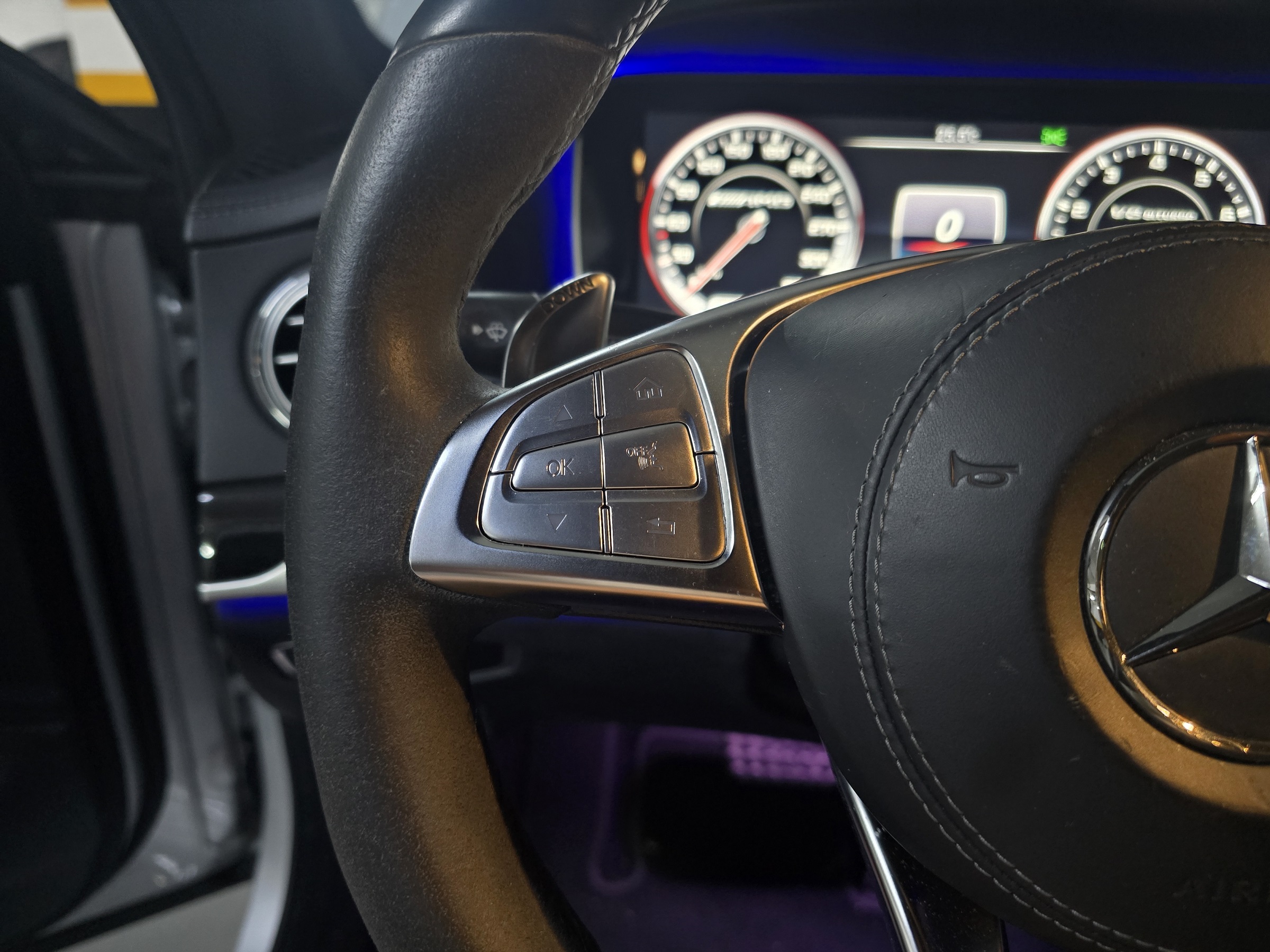MERCEDES-BENZ S63 5.5 L V8 BI-TURBO GASOLINA 4P AUTOMÁTICO