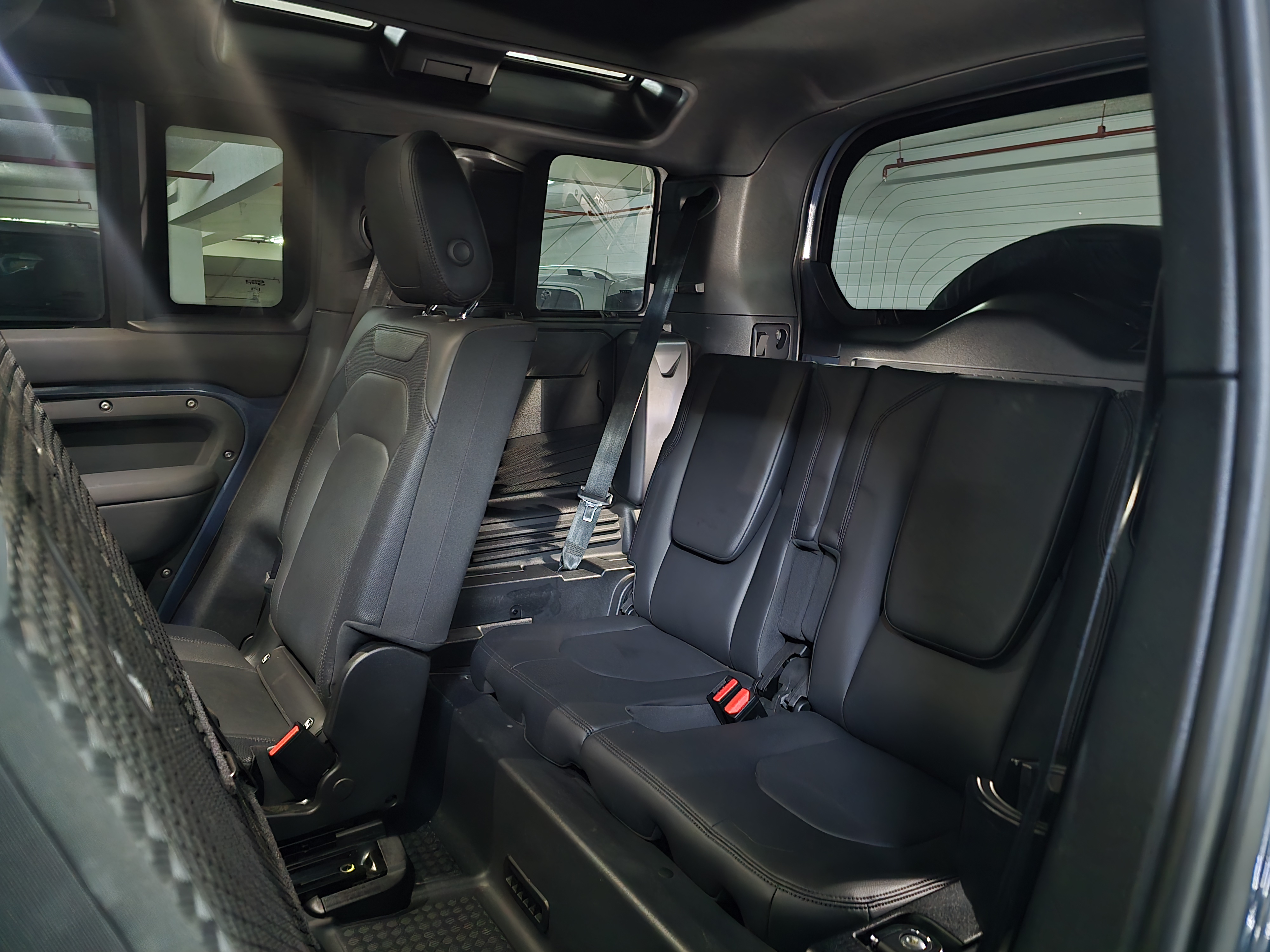 LAND ROVER DEFENDER 3.0 D300 TURBO DIESEL MHEV 110 X-DYNAMIC SE AWD AUTOMÁTICO