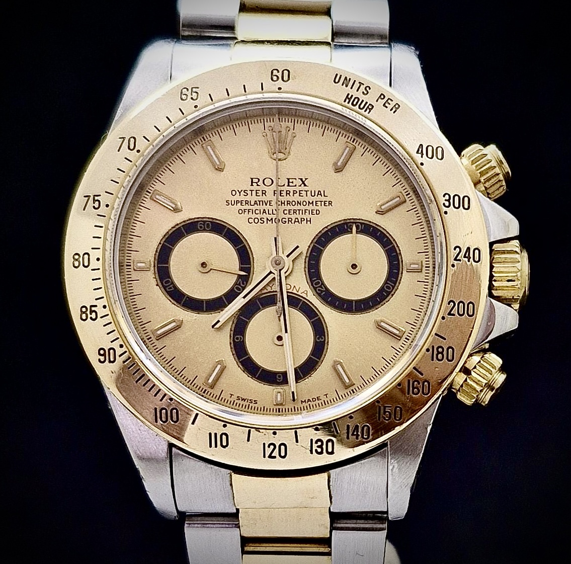 ROLEX COSMOGRAPH DAYTONA - GOLD & STEEL