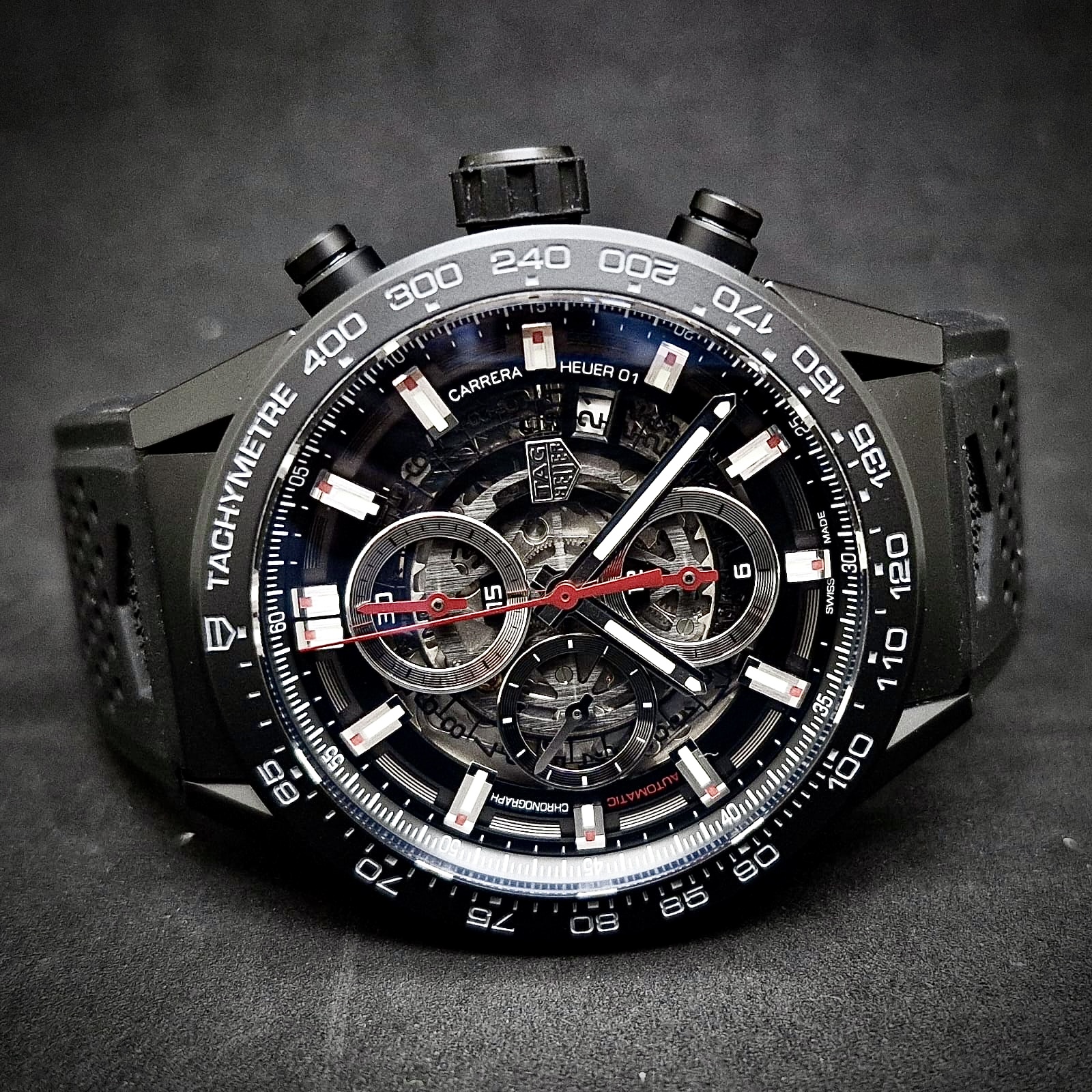 TAG HEUER CARRERA CALIBRE HEUER 01