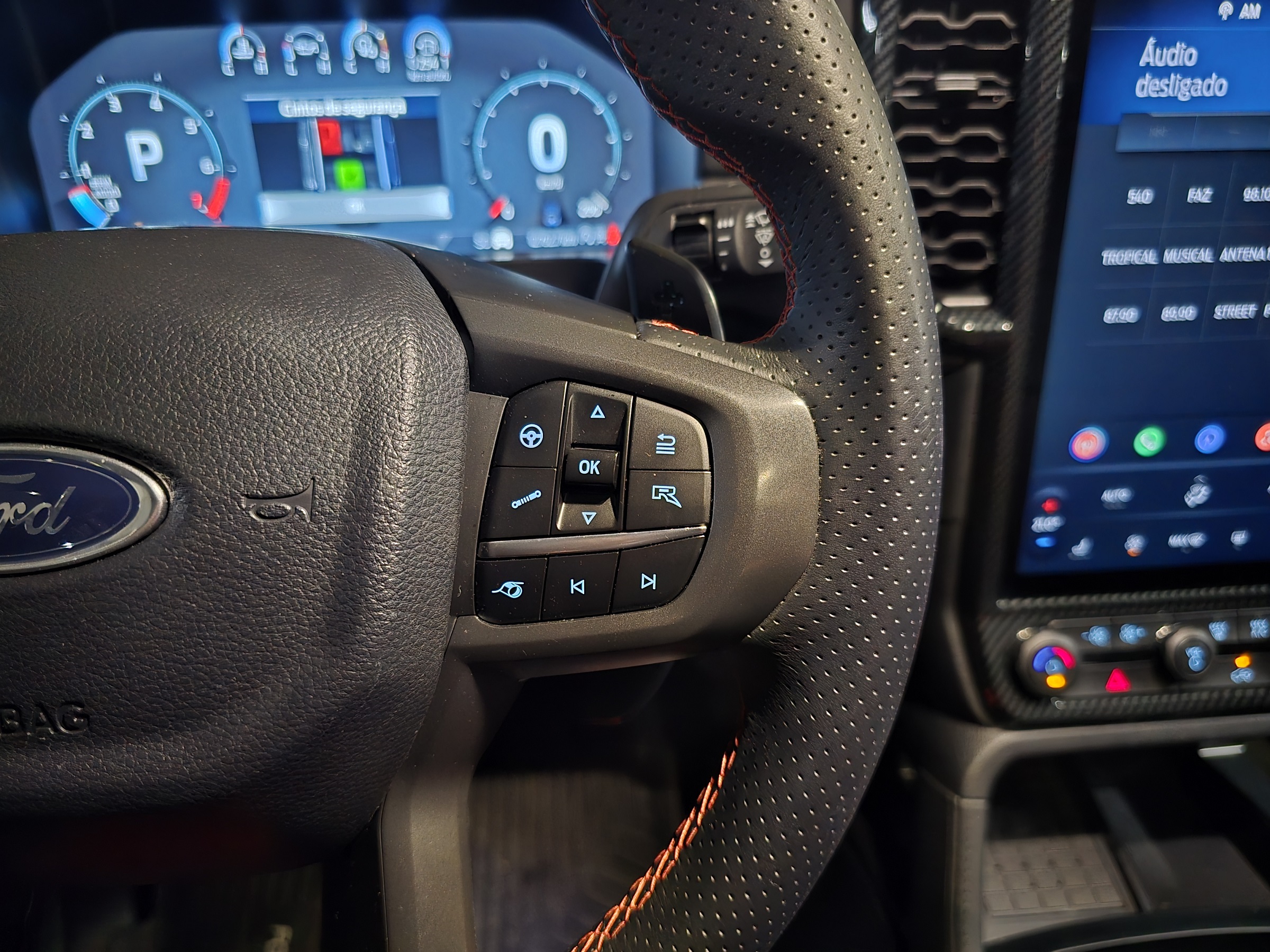 FORD RANGER 3.0 V6 TURBO GASOLINA RAPTOR 4X4 AUTOMÁTICO