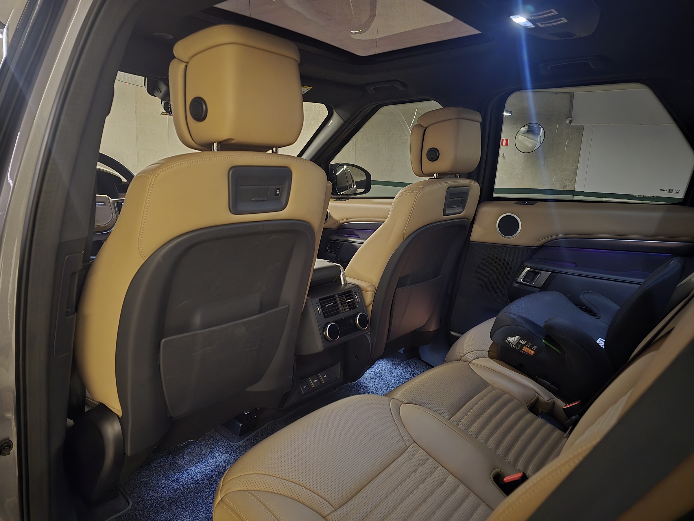 LAND ROVER DISCOVERY 3.0 D300 TURBO DIESEL MHEV METROPOLITAN  EDITION AUTOMÁTICO