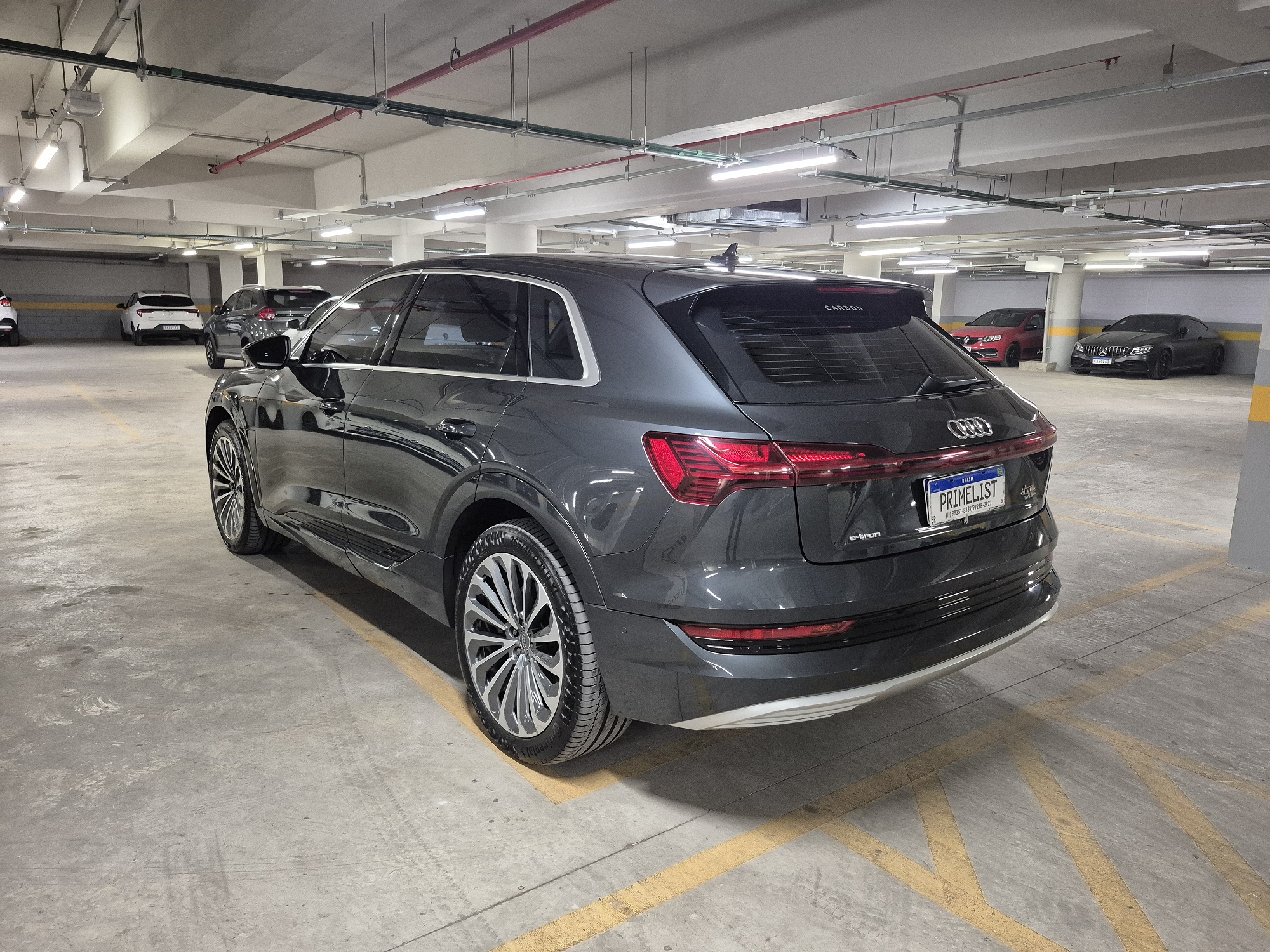 AUDI E-TRON ELÉTRICO PERFORMANCE QUATTRO