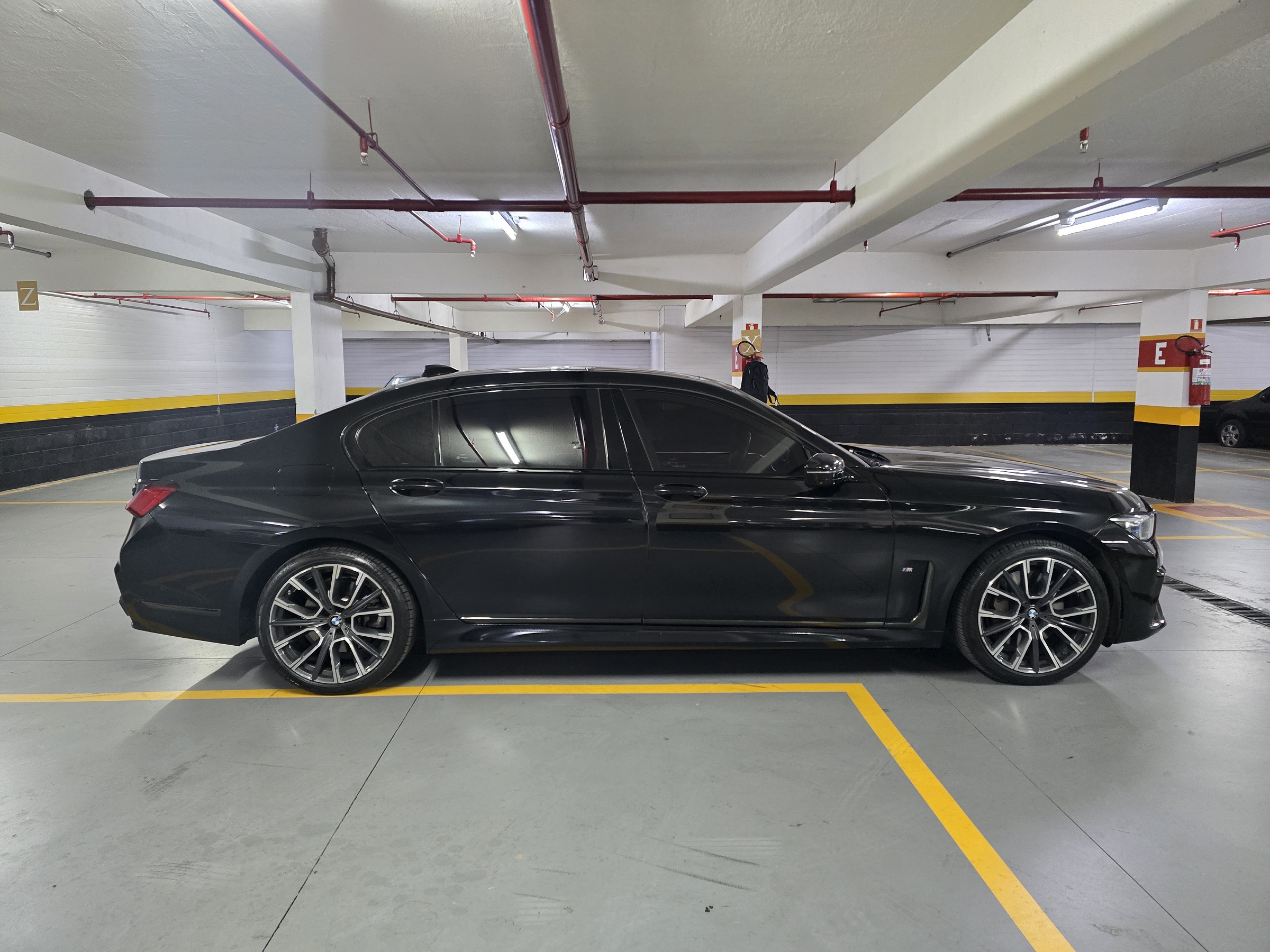 BMW 745LE 3.0 TWINPOWER HÍBRIDO M SPORT AUTOMÁTICO
