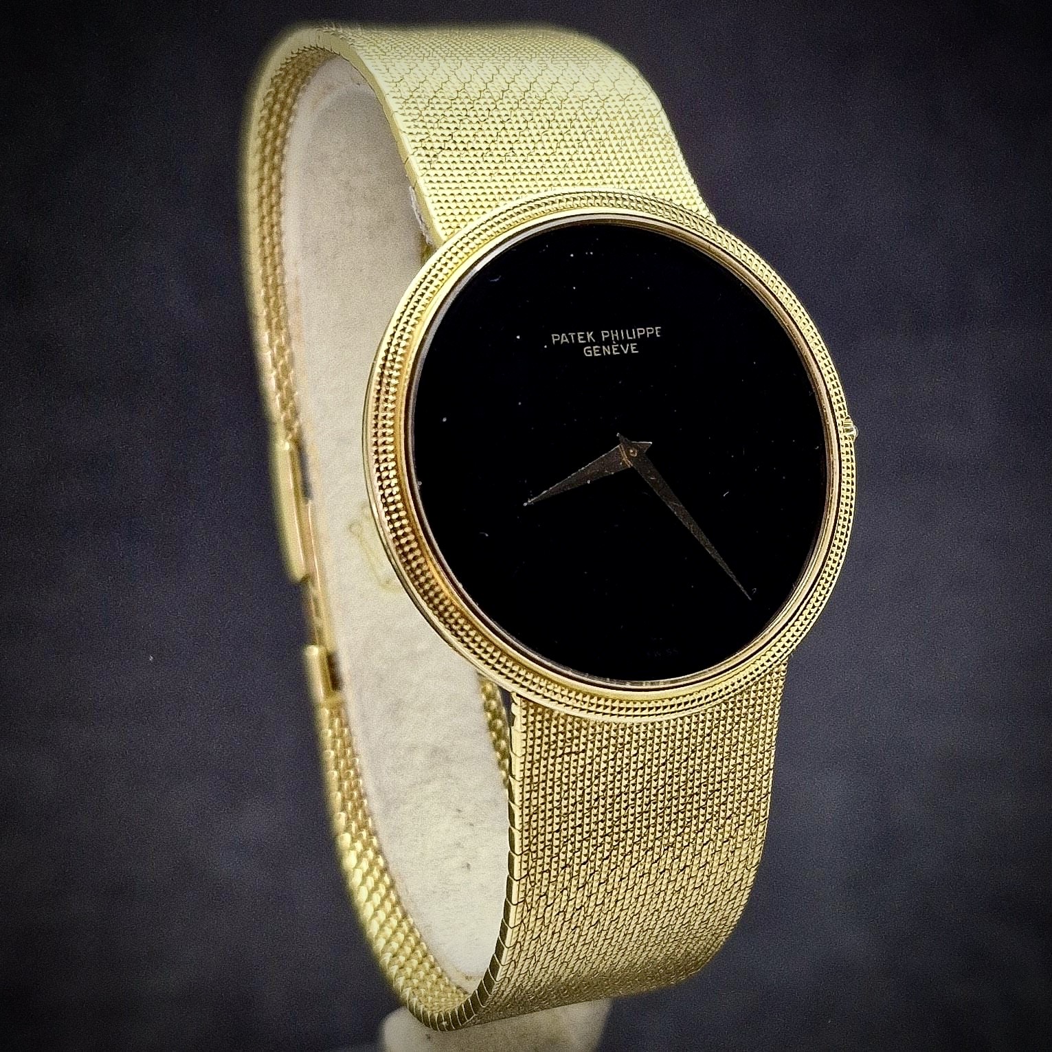 PATEK PHILIPPE CALATRAVA