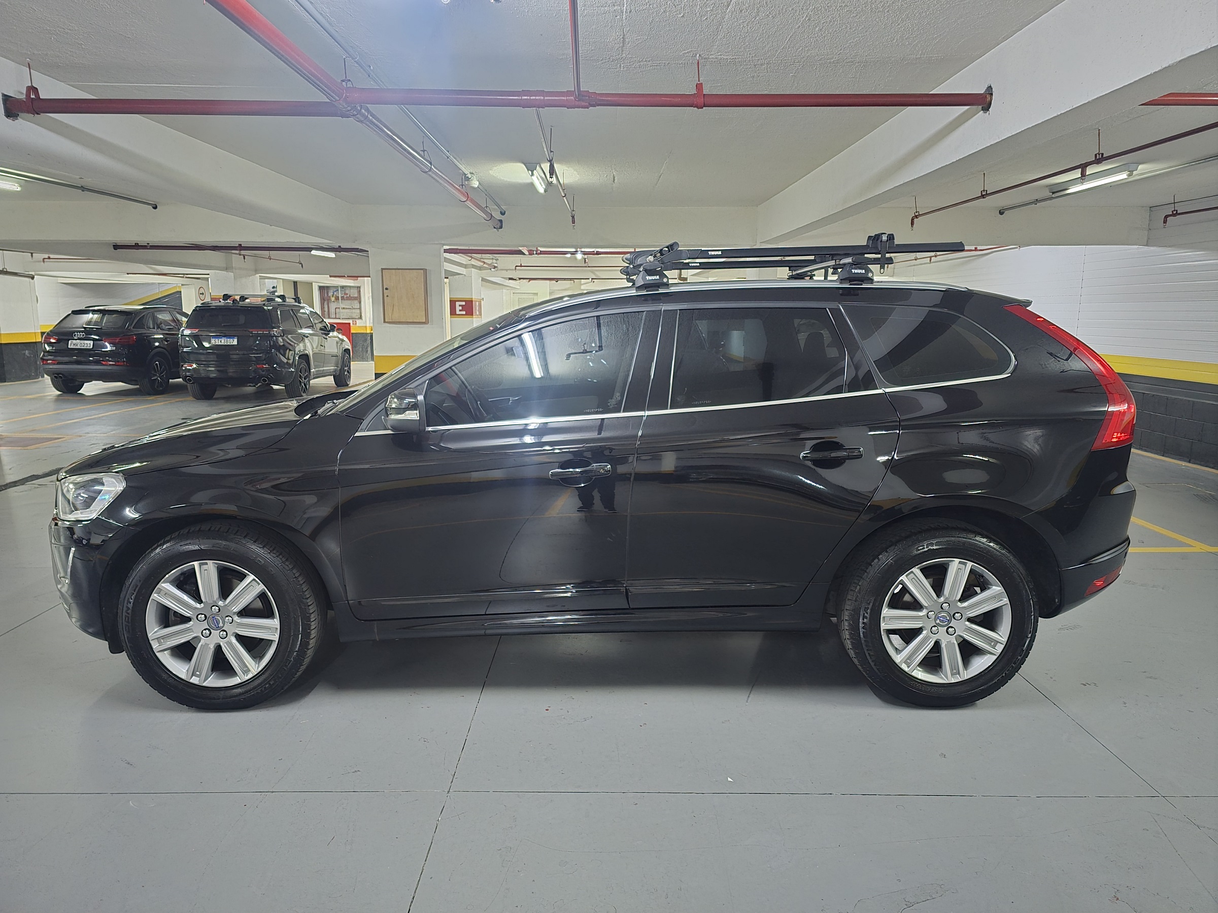 VOLVO XC60 2.0 T5 KINETIC GASOLINA 4P AUTOMÁTICO