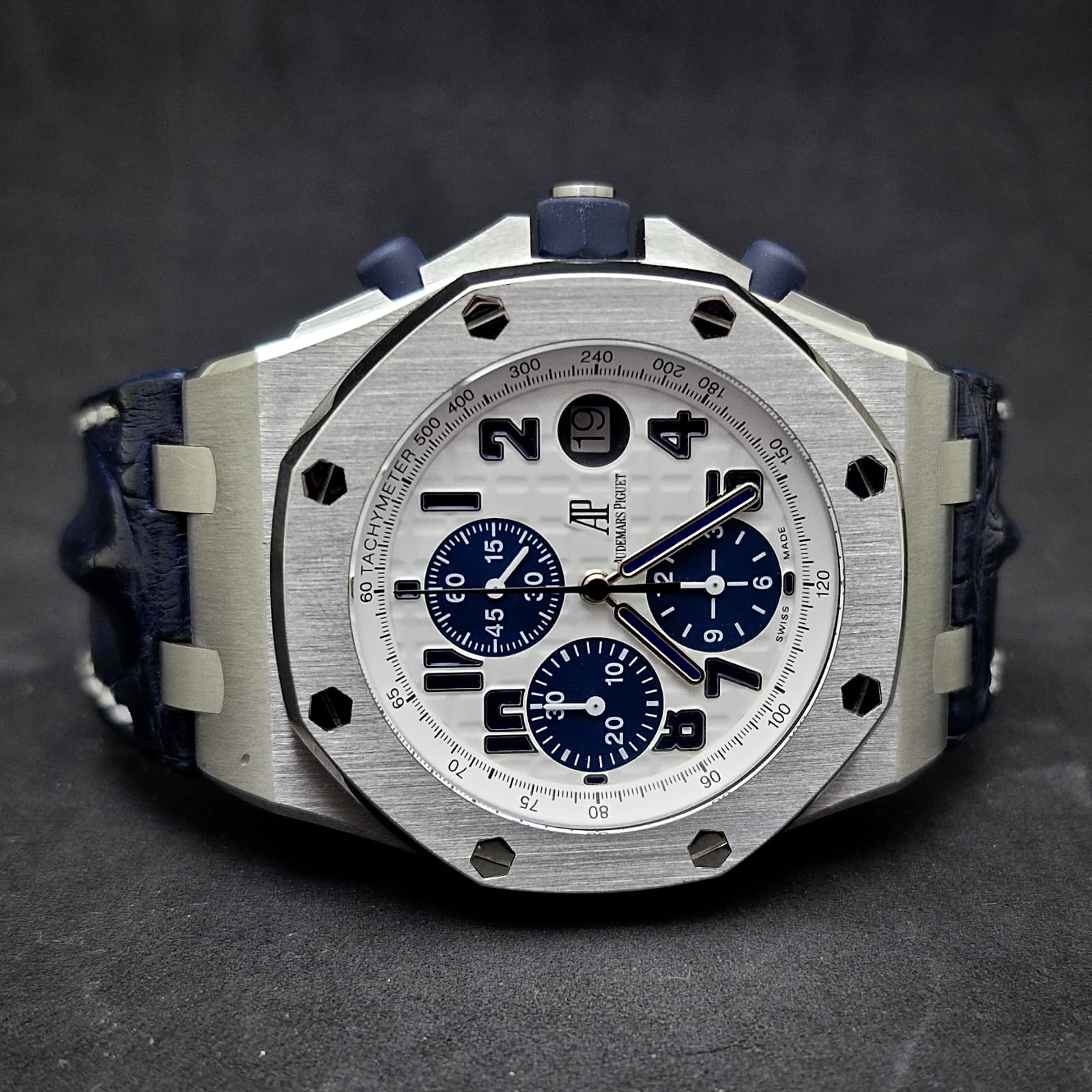 AUDEMARS PIGUET ROYAL OAK OFFSHORE CHRONOGRAPH NAVY
