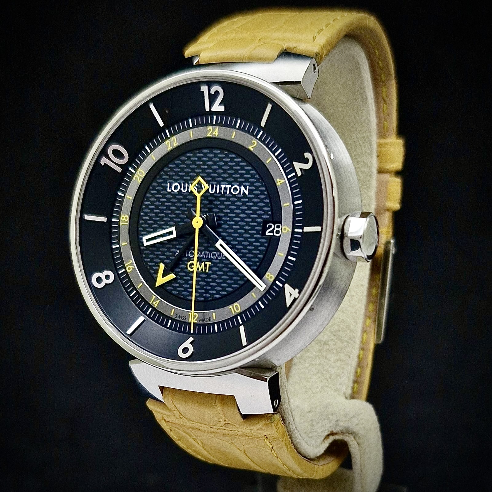 LOUIS VUITTON TAMBOUR MOON GMT