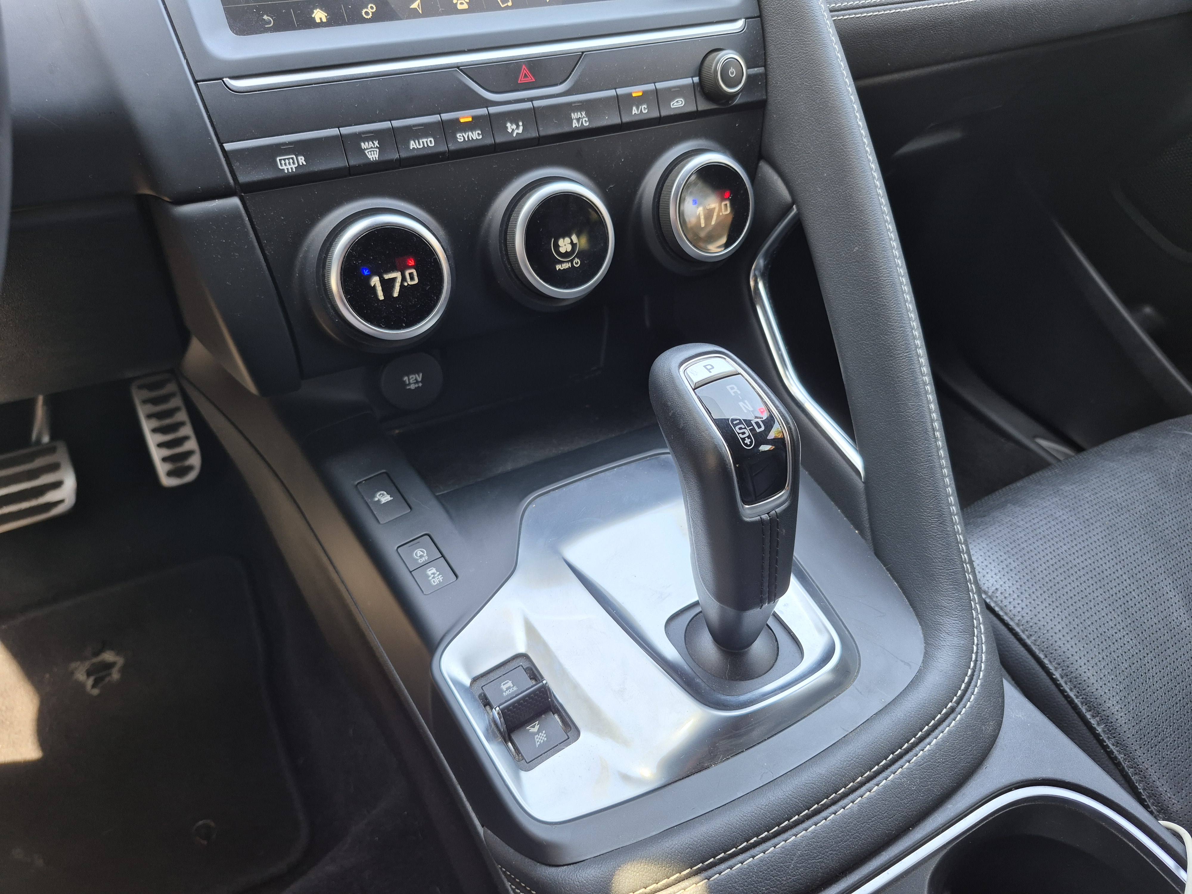 JAGUAR E-PACE 2.0 16V P250 FLEX R-DYNAMIC S AWD AUTOMÁTICO