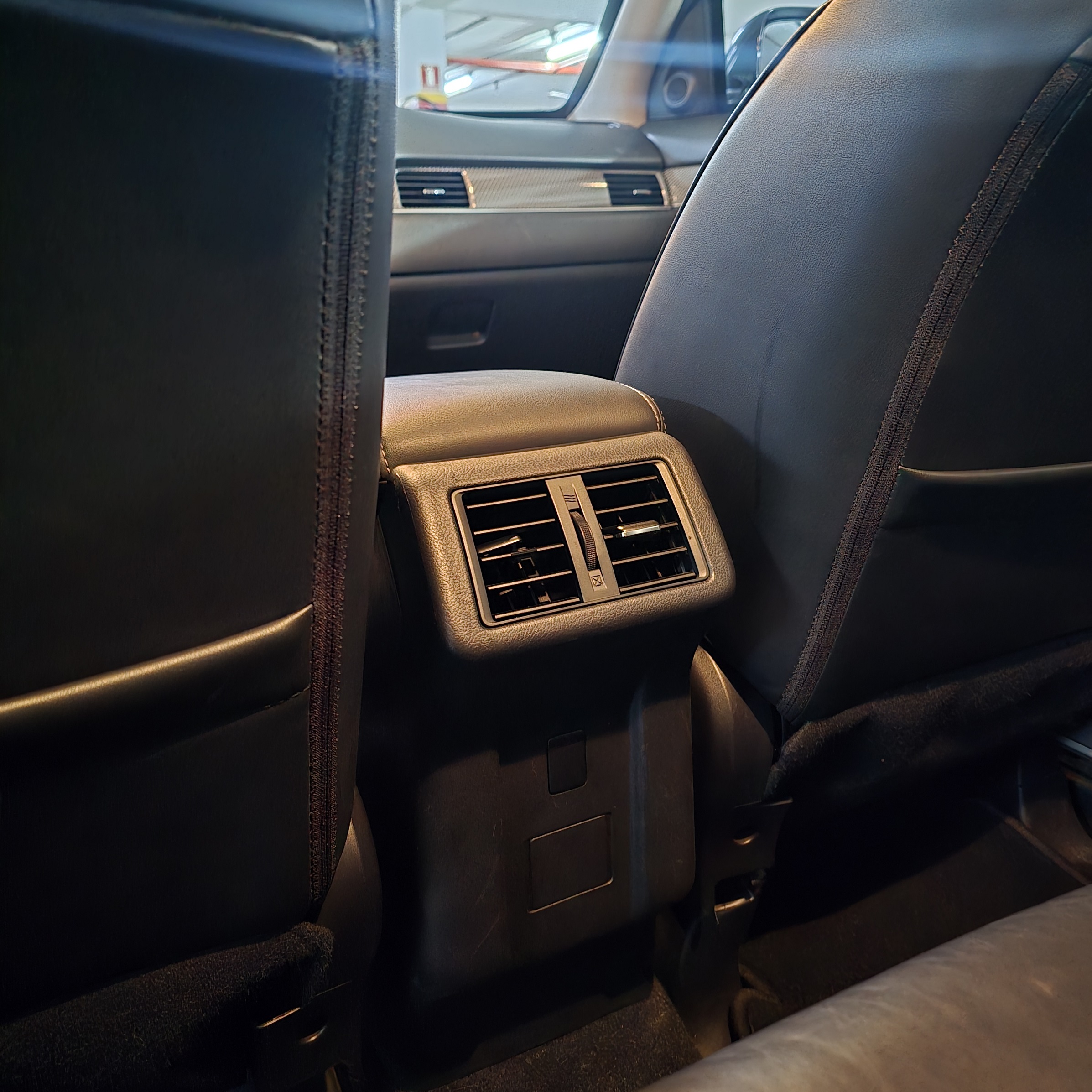 MITSUBISHI OUTLANDER 3.0 MIVEC V6 GASOLINA HPE-S AWD AUTOMÁTICO