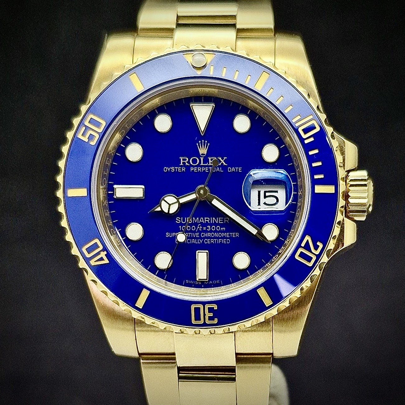 ROLEX SUBMARINER DATE - GOLD