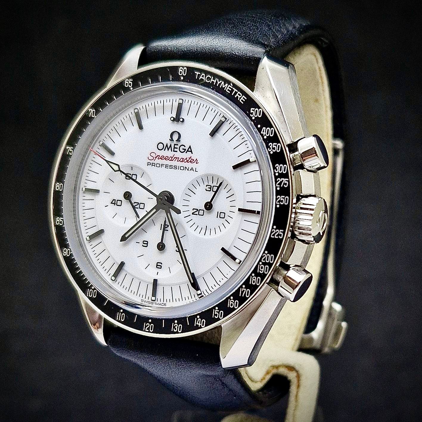 OMEGA SPEEDMASTER PROFESSIONAL MOONWATCH
