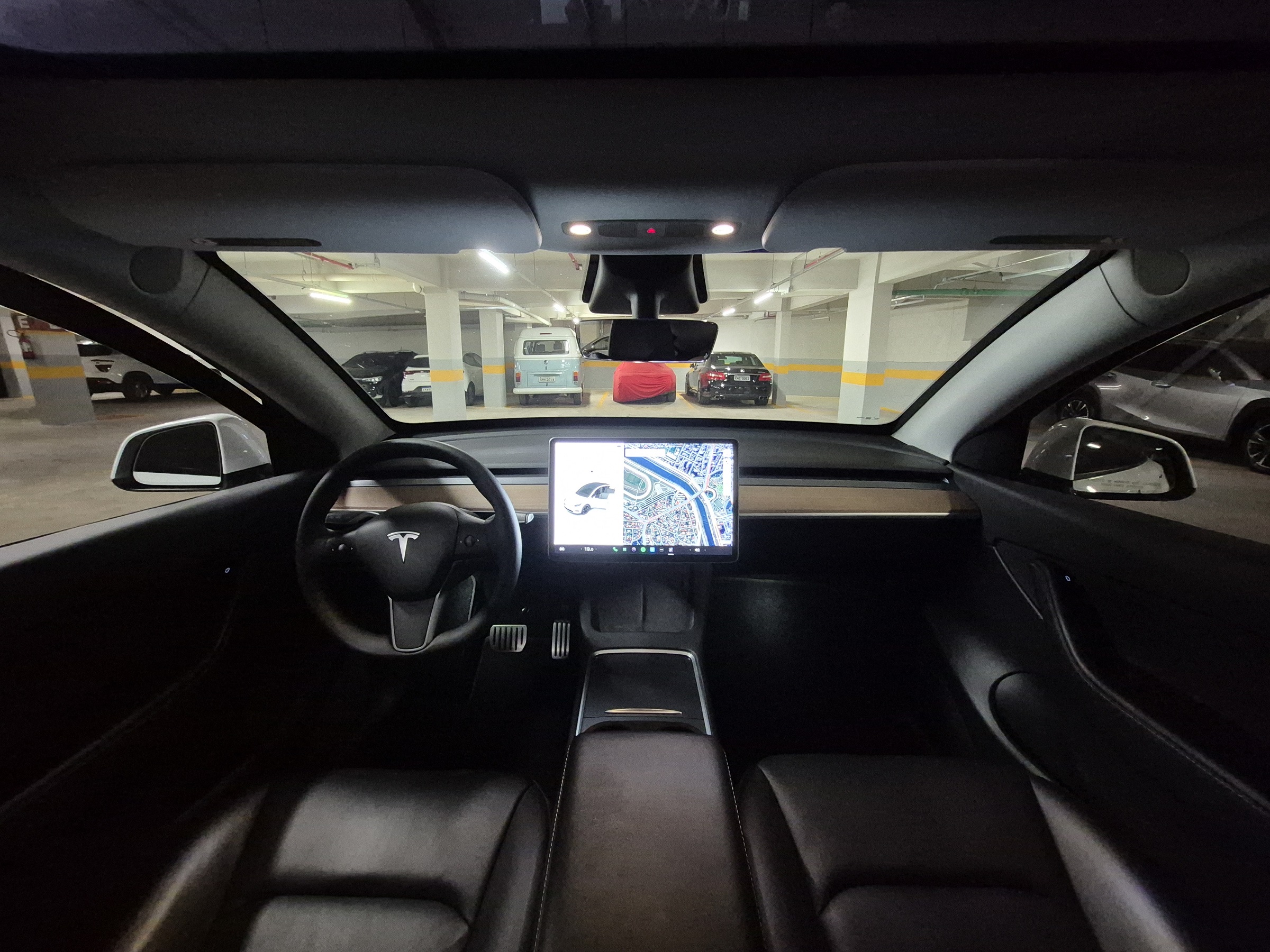 TESLA MODEL Y LONG RANGE PERFORMANCE AWD