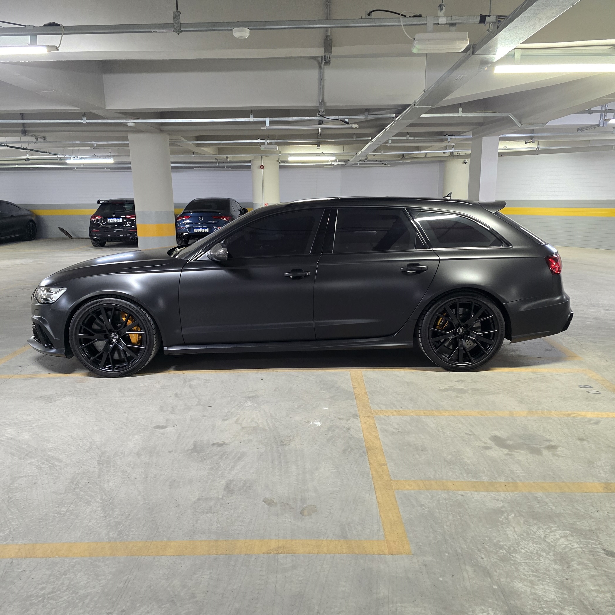 AUDI RS6 4.0 AVANT V8 32V BI-TURBO GASOLINA 4P TIPTRONIC