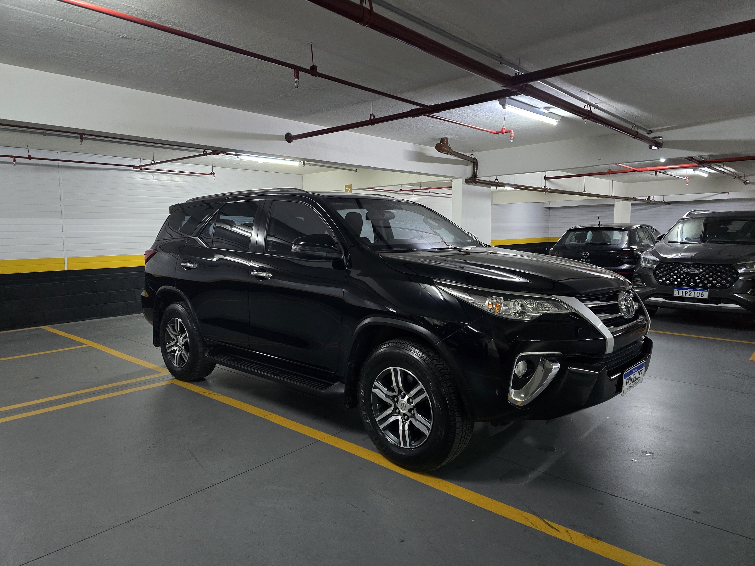 TOYOTA HILUX SW4 2.7 SRV 7 LUGARES 4X2 16V FLEX 4P AUTOMÁTICO