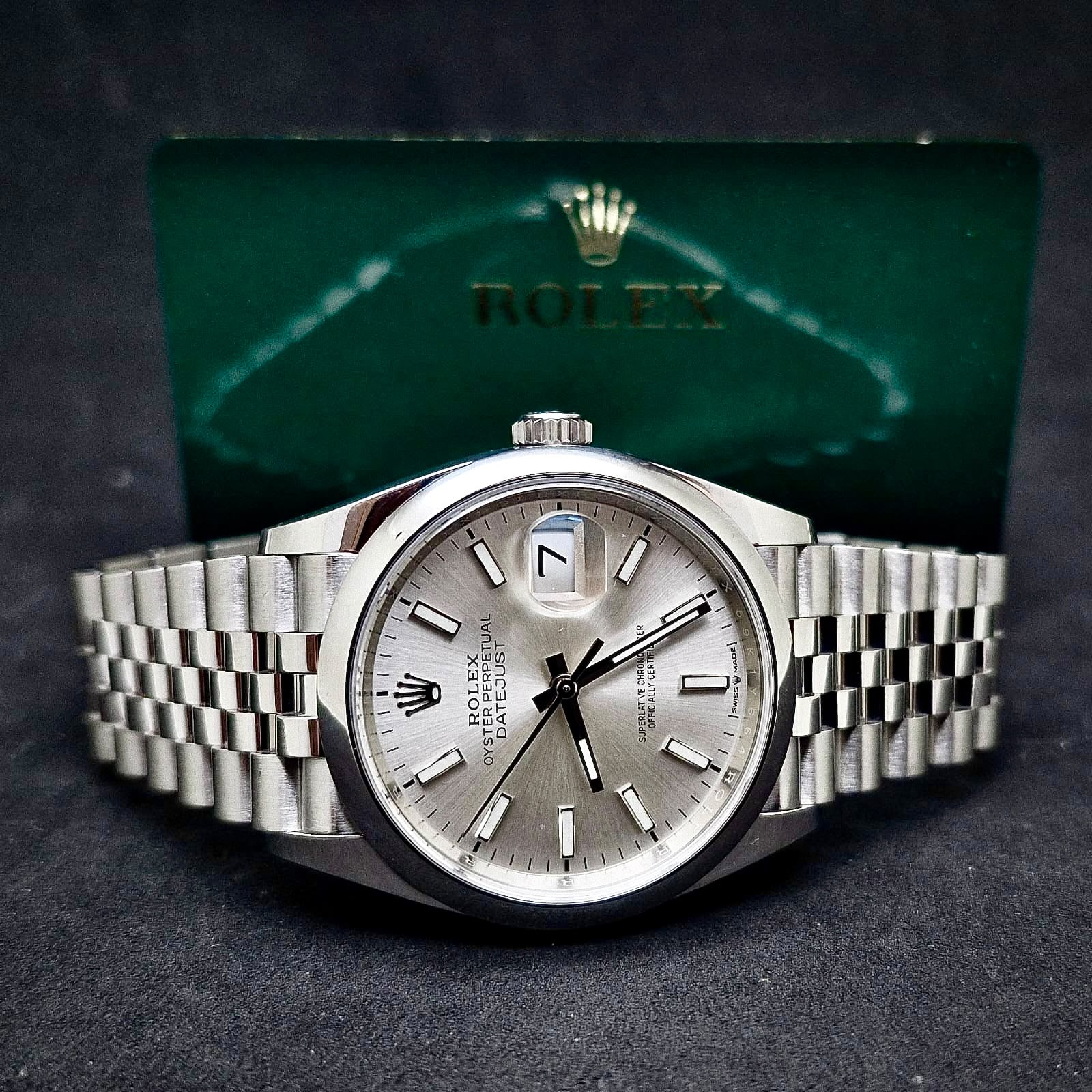 ROLEX OYSTER PERPETUAL DATEJUST