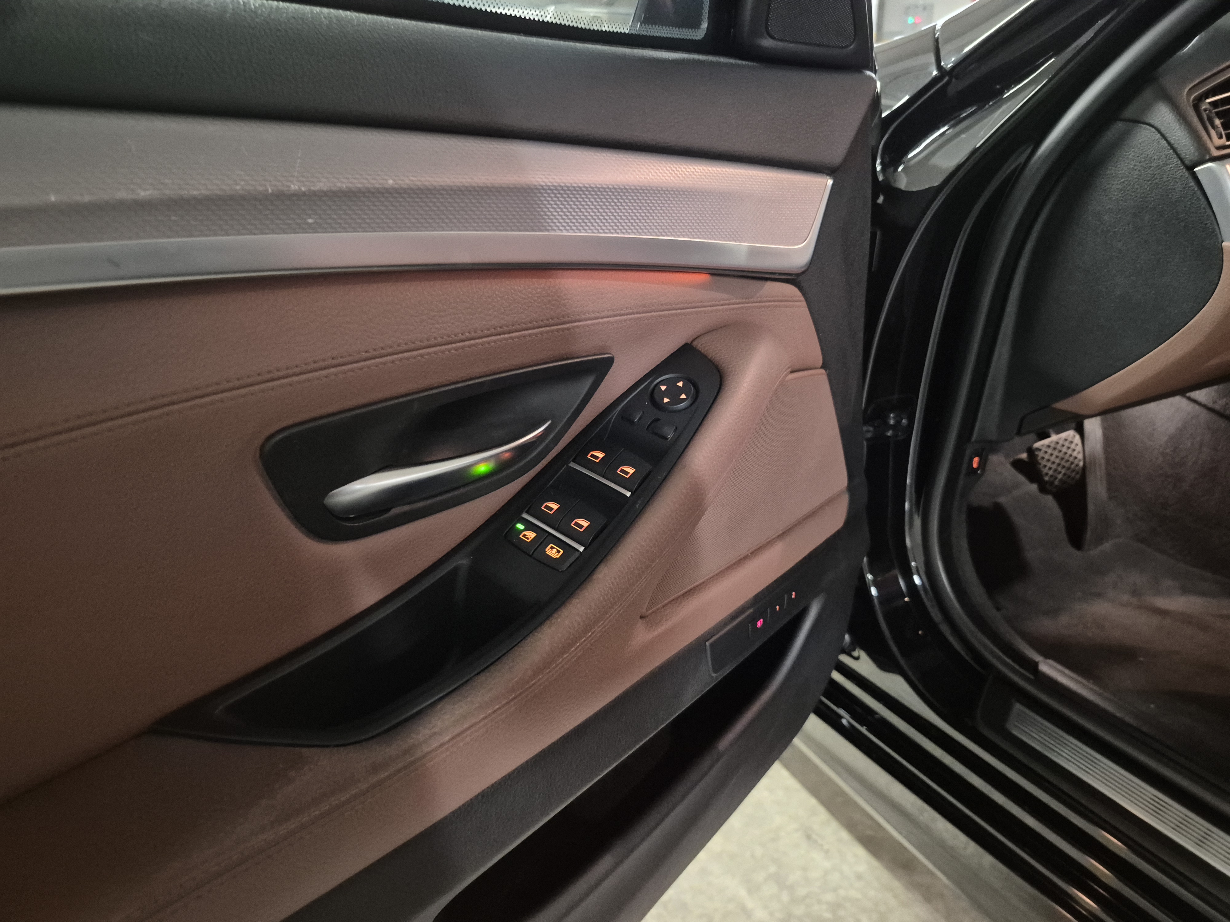 BMW 528I 2.0 M SPORT 16V GASOLINA 4P AUTOMÁTICO