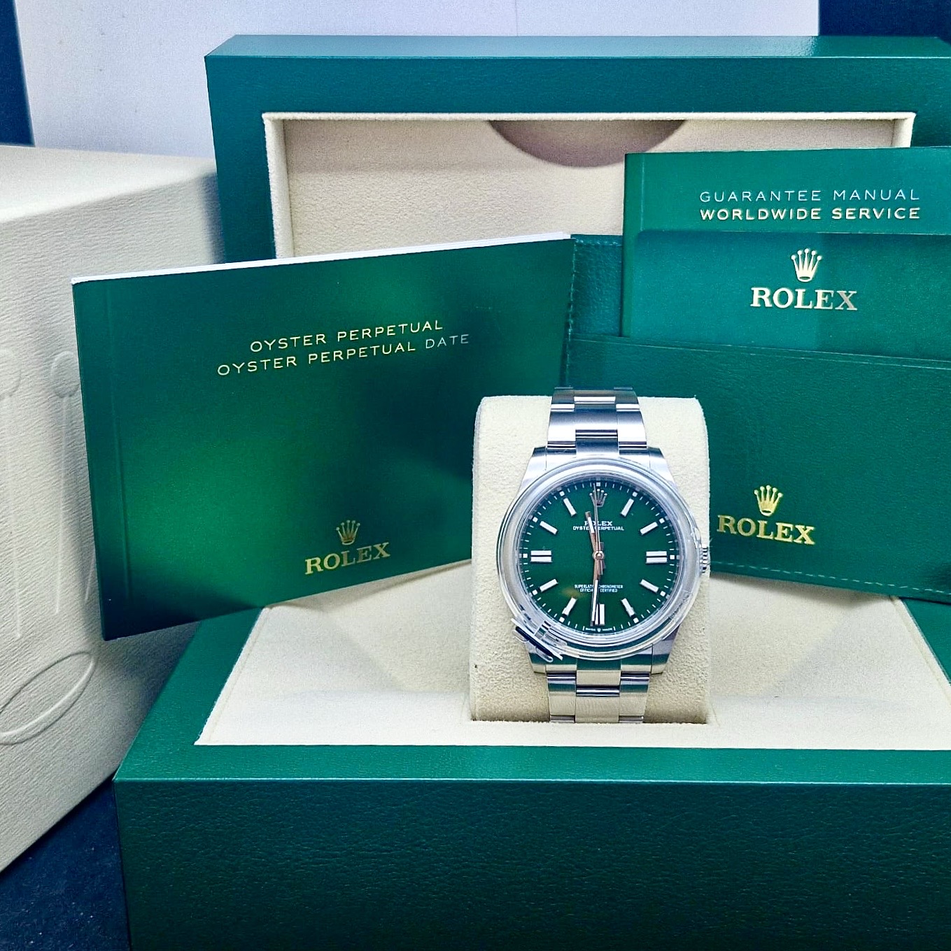 ROLEX OYSTER PERPETUAL 41