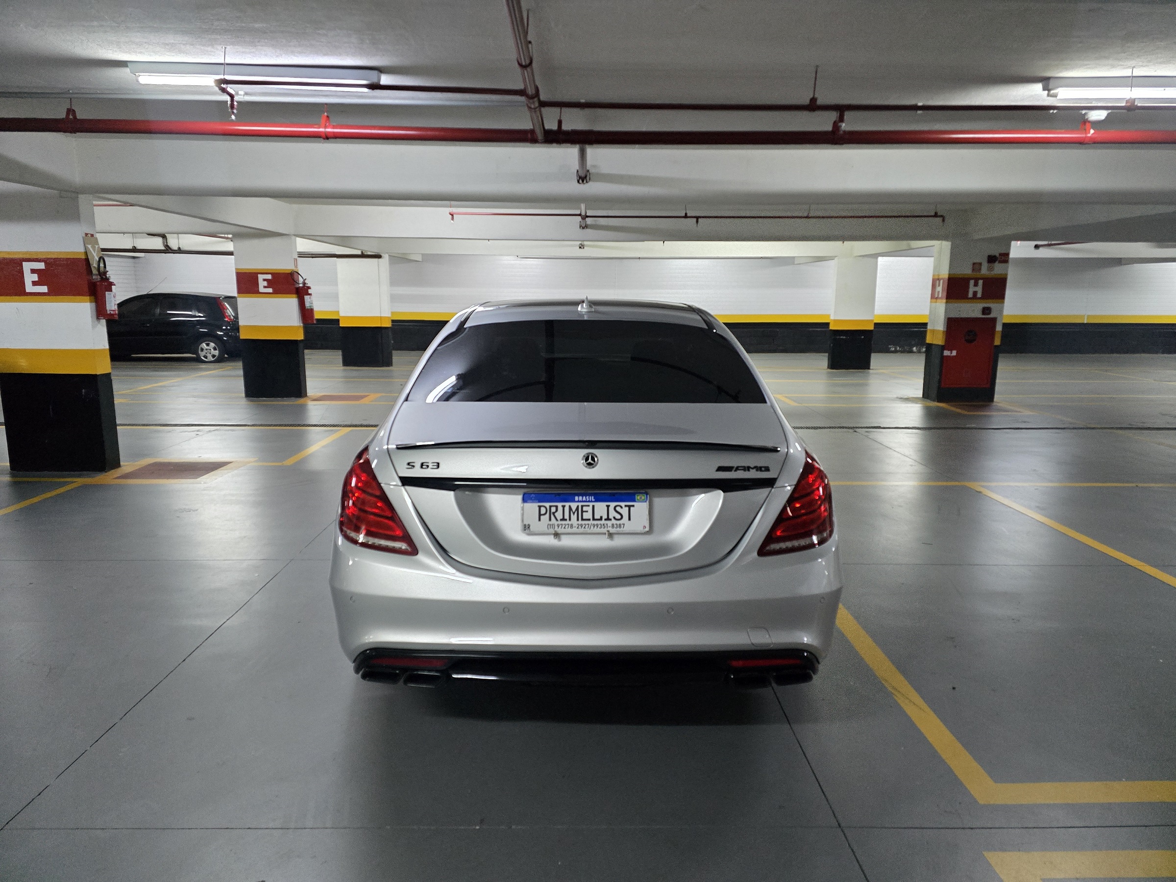 MERCEDES-BENZ S63 5.5 L V8 BI-TURBO GASOLINA 4P AUTOMÁTICO