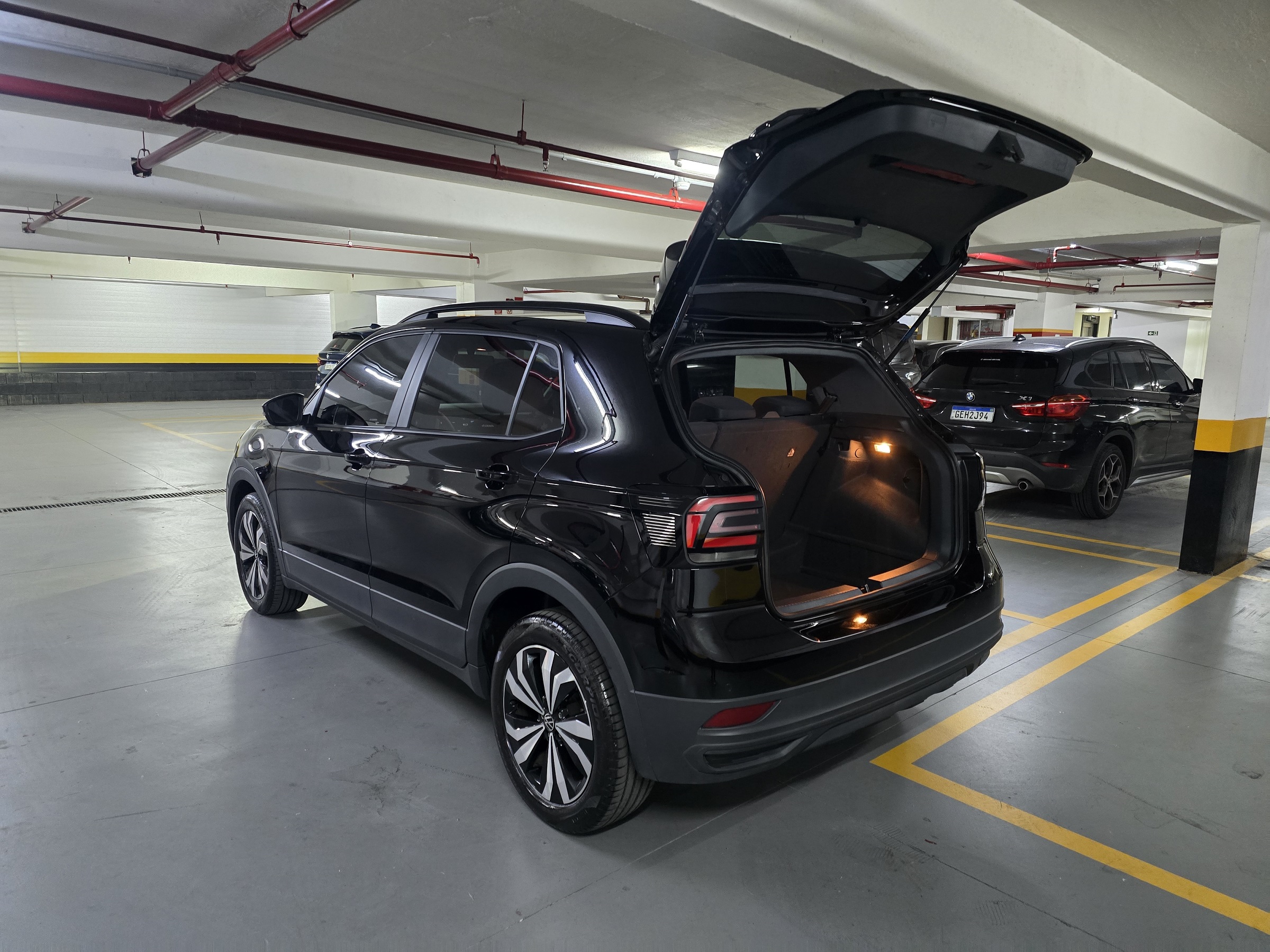 VOLKSWAGEN TCROSS 1.0 200 TSI TOTAL FLEX AUTOMÁTICO