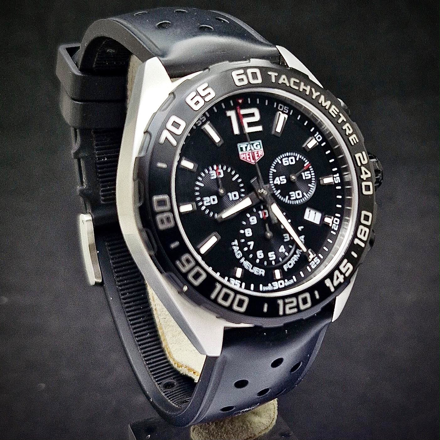 TAG HEUER FORMULA 1 CHRONOGRAPH