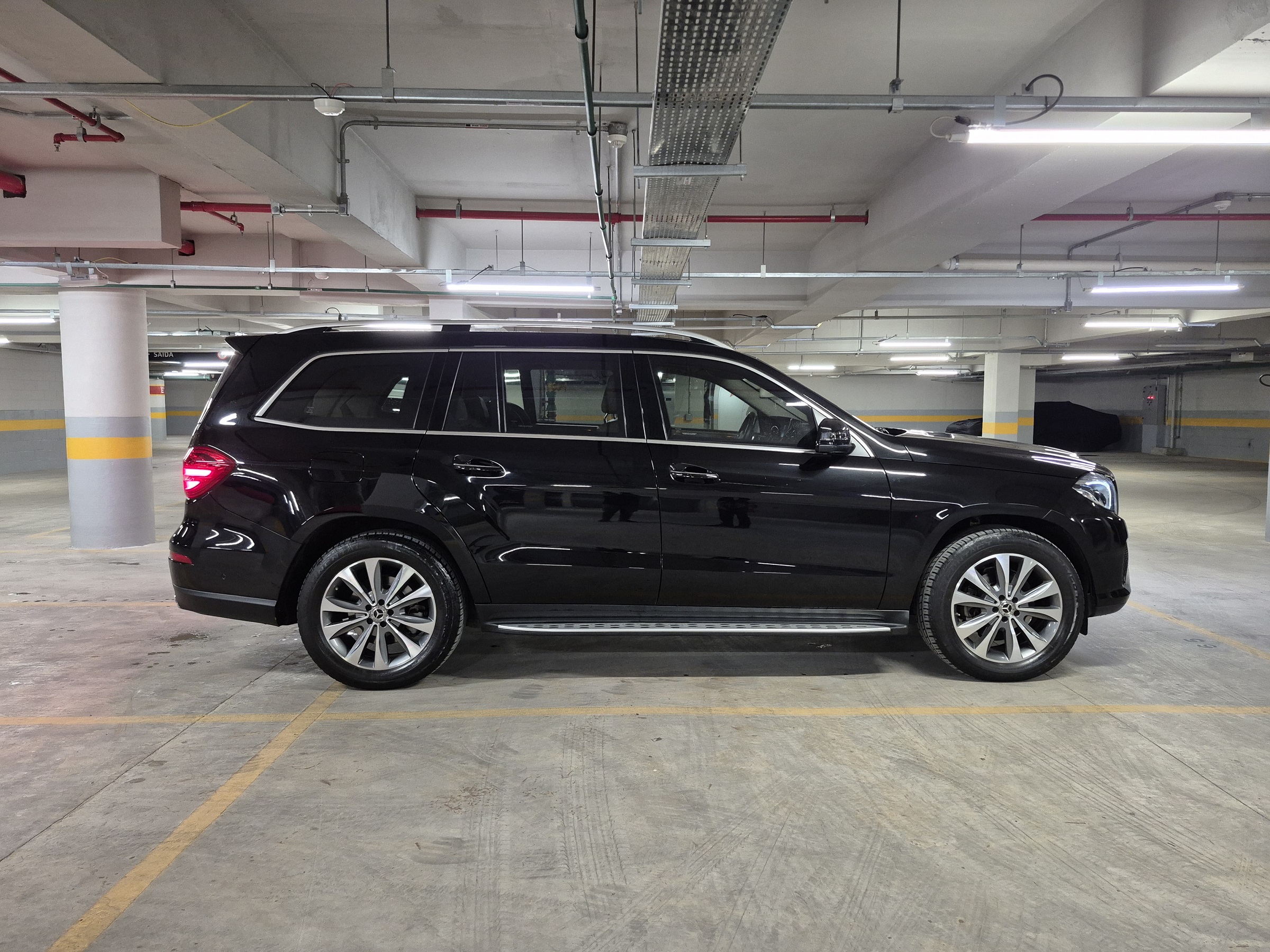MERCEDES-BENZ GLS350 3.0 V6 BLUETEC DIESEL 4MATIC 9G-TRONIC