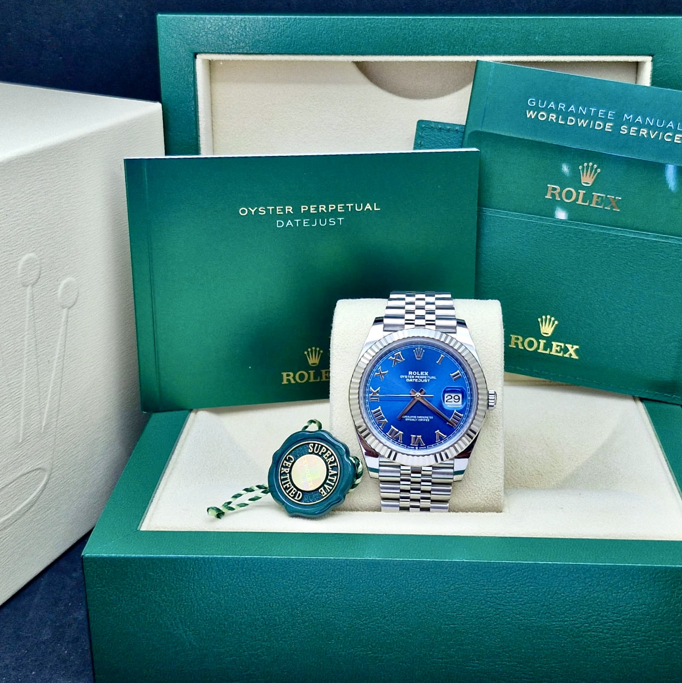 ROLEX OYSTER PERPETUAL DATEJUST 41
