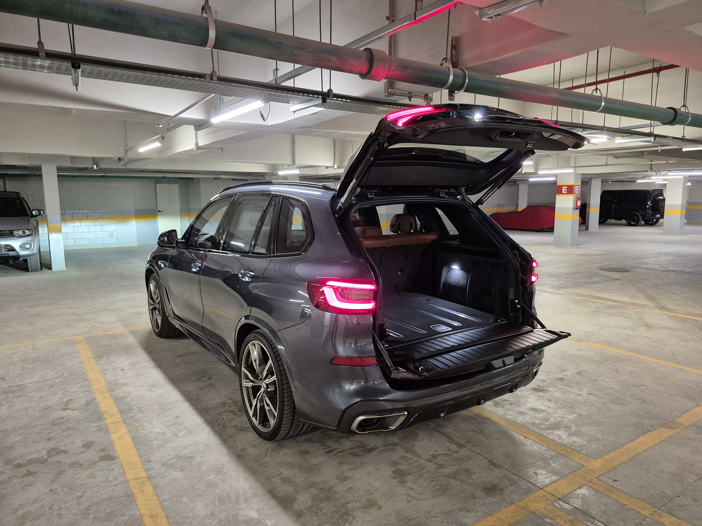 BMW X5 M50D