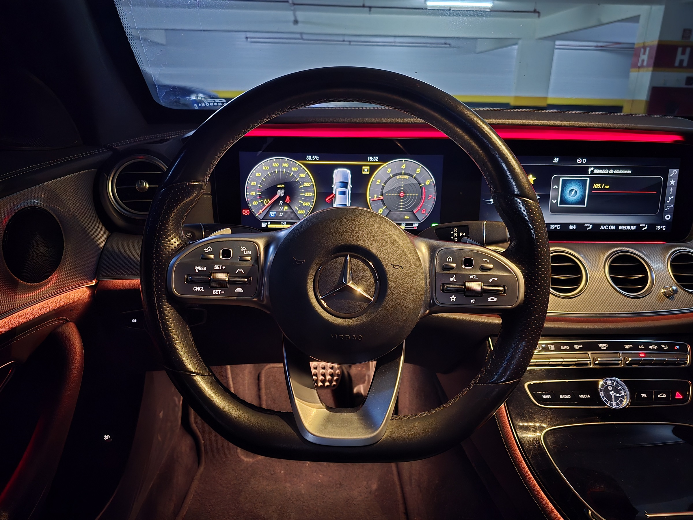 MERCEDES-BENZ E300 2.0 CGI GASOLINA AVANTGARDE 9G-TRONIC