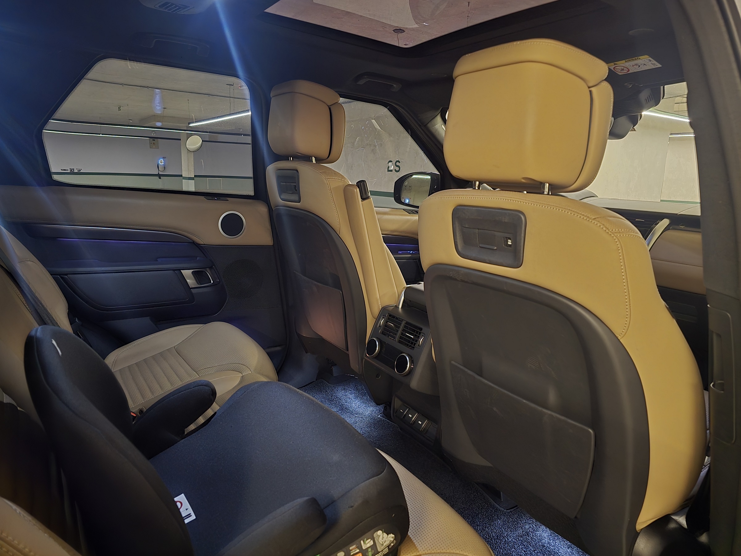 LAND ROVER DISCOVERY 3.0 D300 TURBO DIESEL MHEV METROPOLITAN  EDITION AUTOMÁTICO