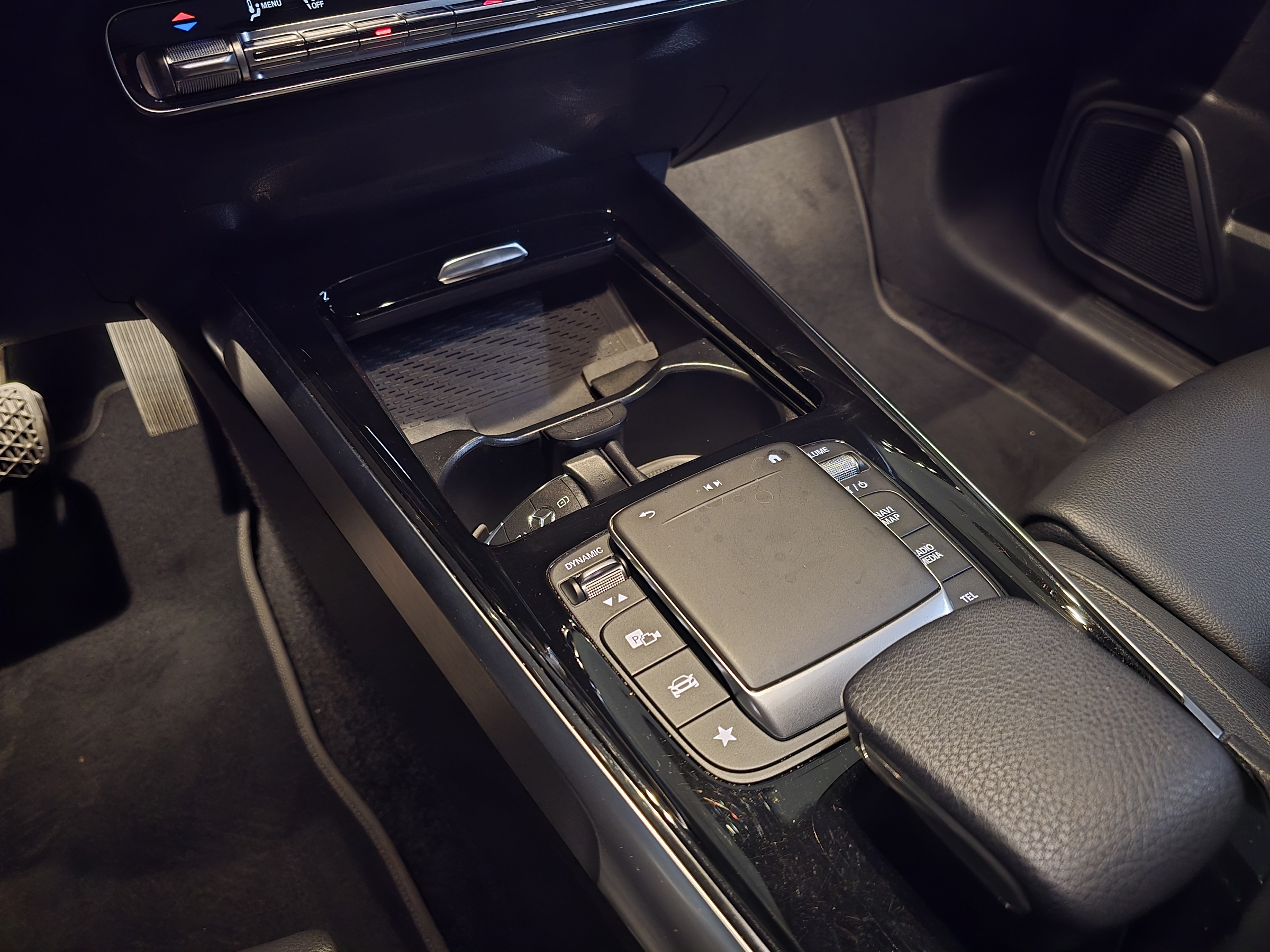 MERCEDES-BENZ GLB200 1.3 CGI GASOLINA PROGRESSIVE 7G-DCT