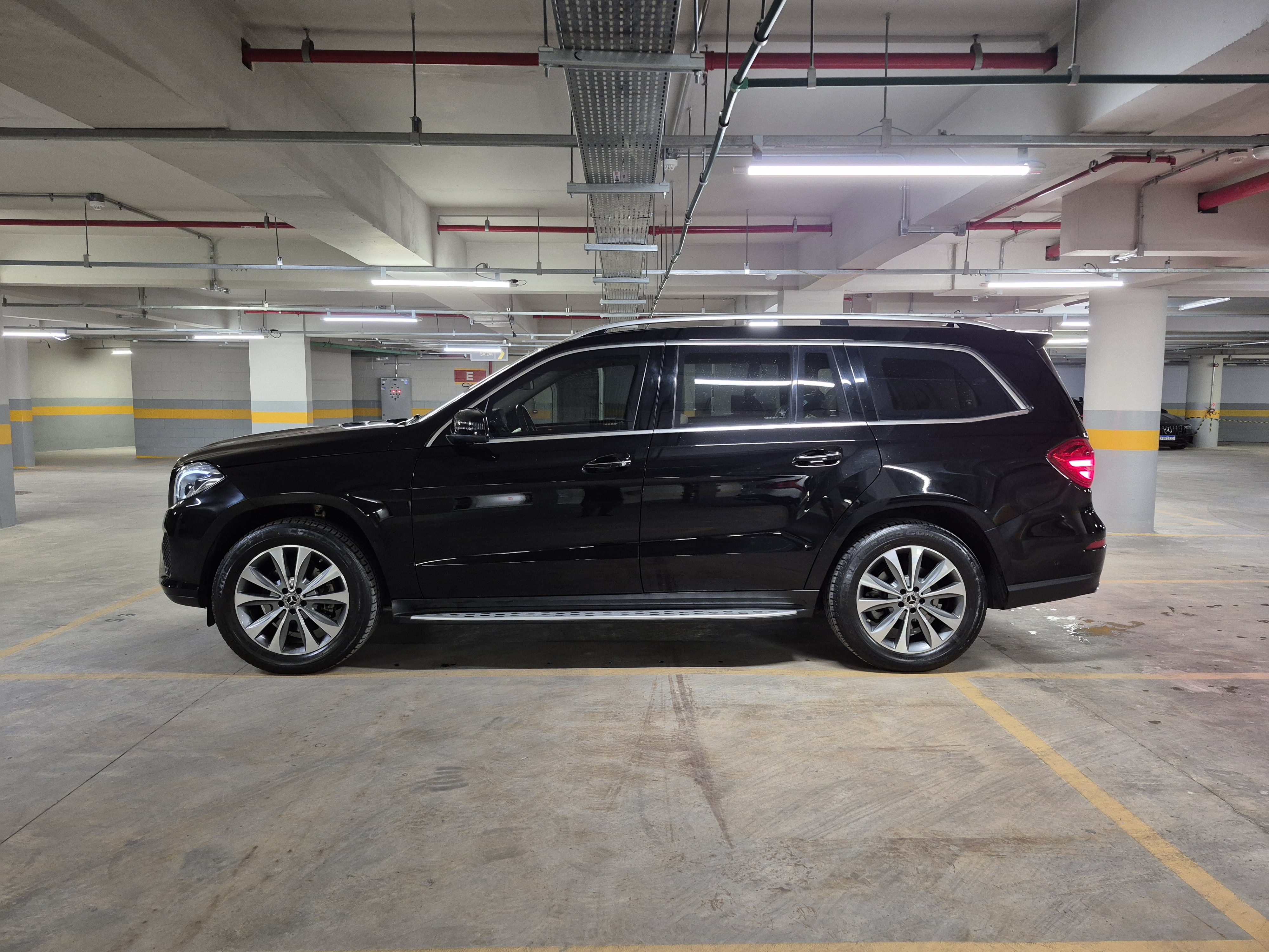 MERCEDES-BENZ GLS350 3.0 V6 BLUETEC DIESEL 4MATIC 9G-TRONIC
