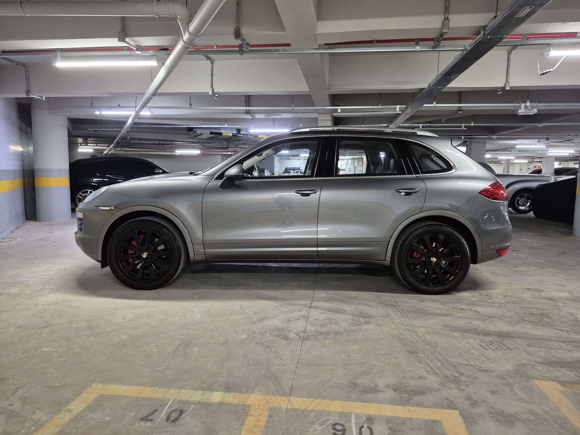 PORSCHE CAYENNE 4.8 S 4X4 V8 32V GASOLINA 4P TIPTRONIC