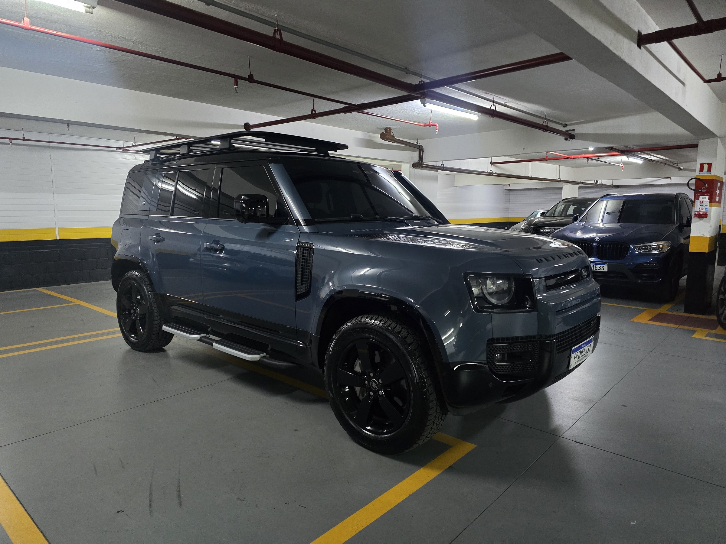 LAND ROVER DEFENDER 3.0 D300 TURBO DIESEL MHEV 110 X-DYNAMIC SE AWD AUTOMÁTICO