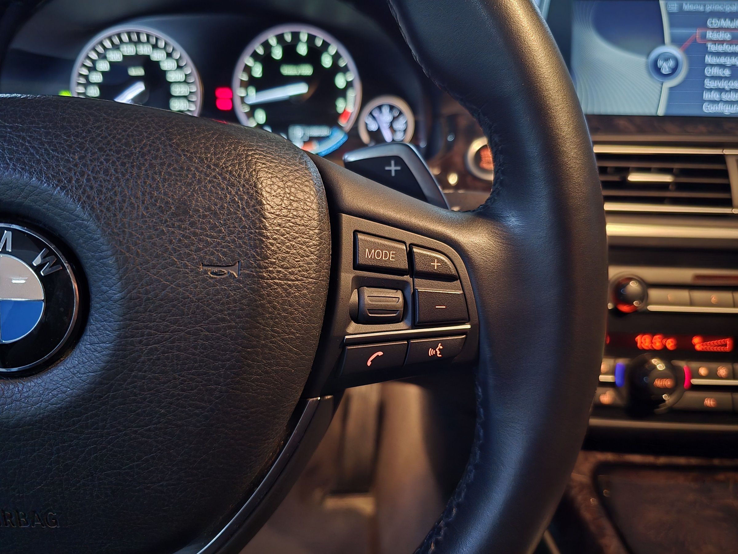 BMW 650I 4.8 COUPÉ V8 32V GASOLINA 2P AUTOMÁTICO