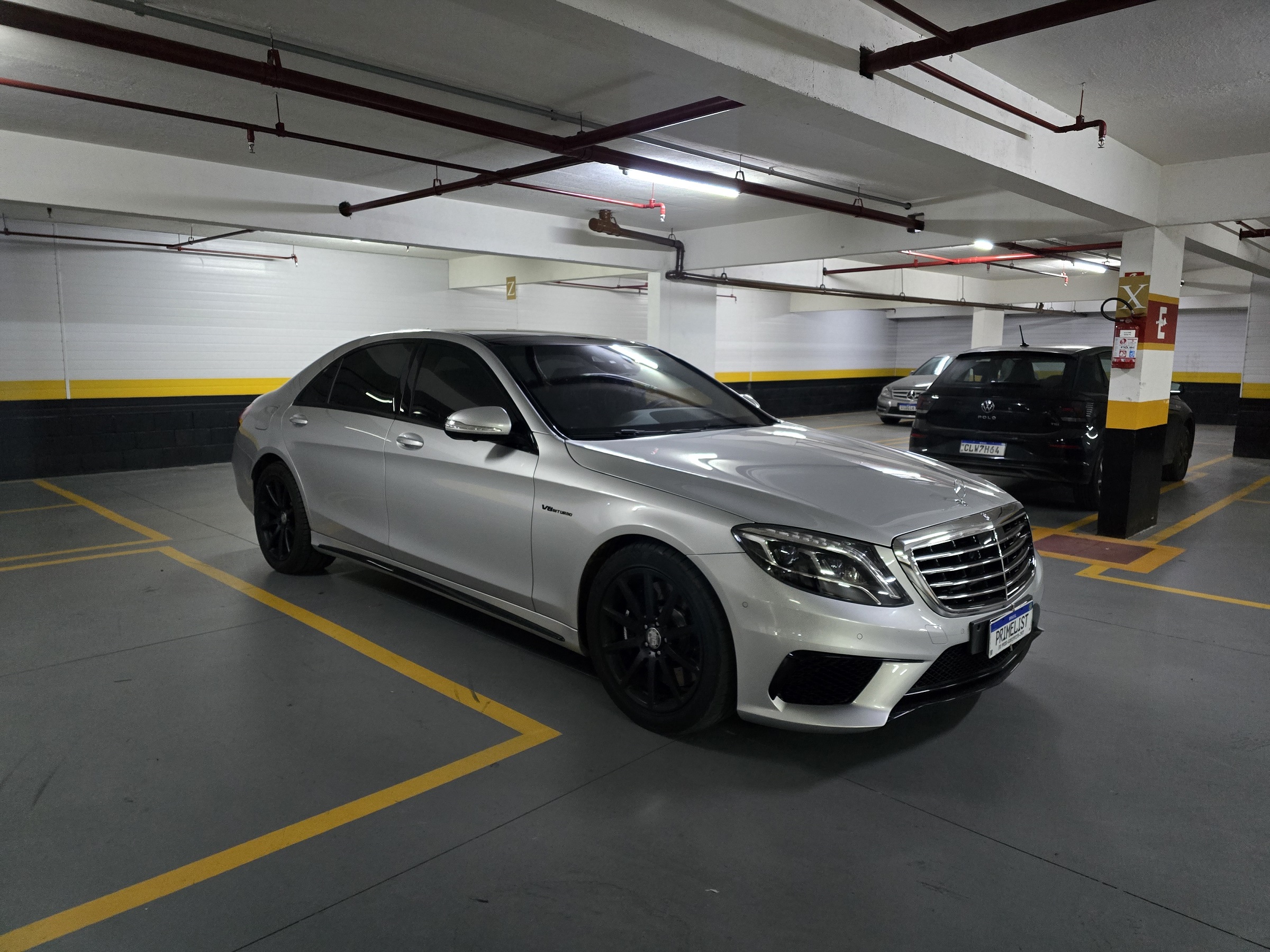 MERCEDES-BENZ S63 5.5 L V8 BI-TURBO GASOLINA 4P AUTOMÁTICO